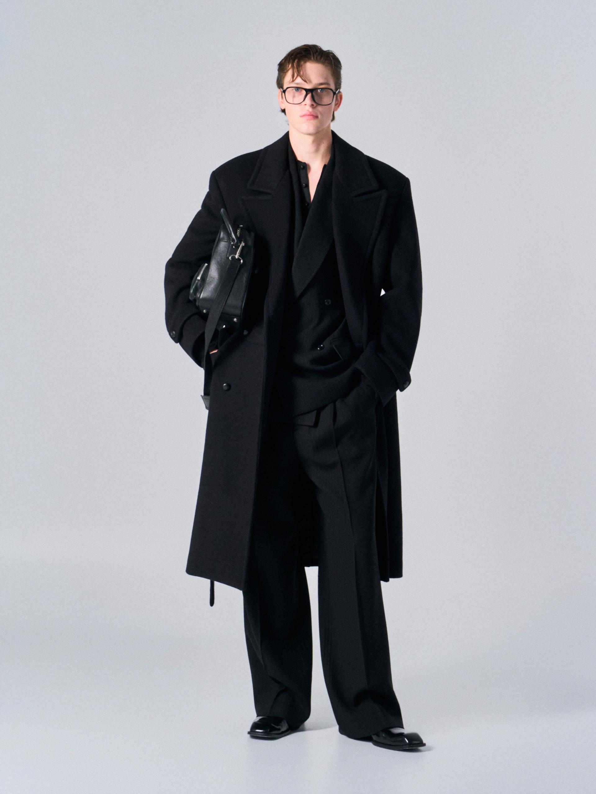 Corwin cashmere double-breasted coat black