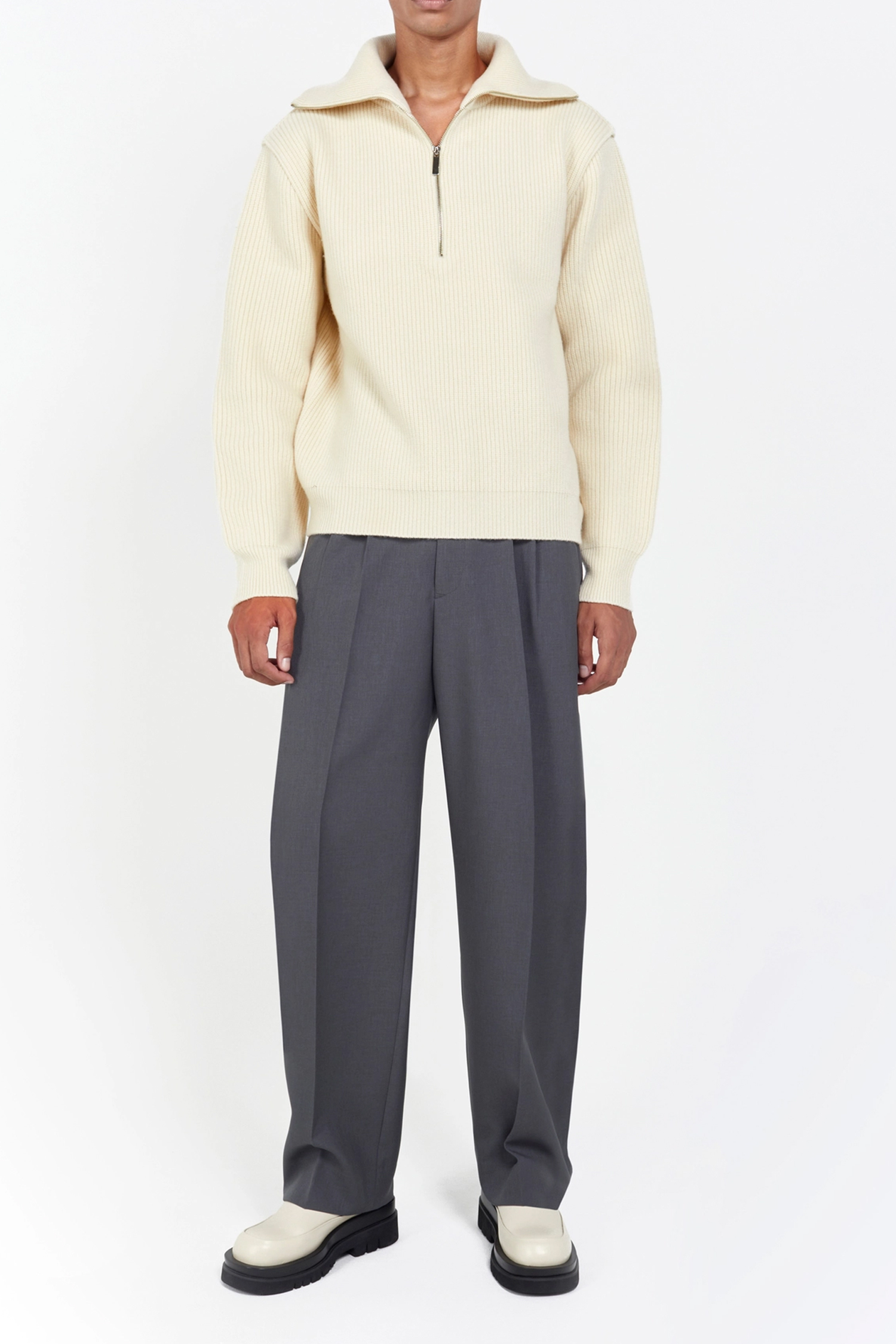 curved fit pants ash grey