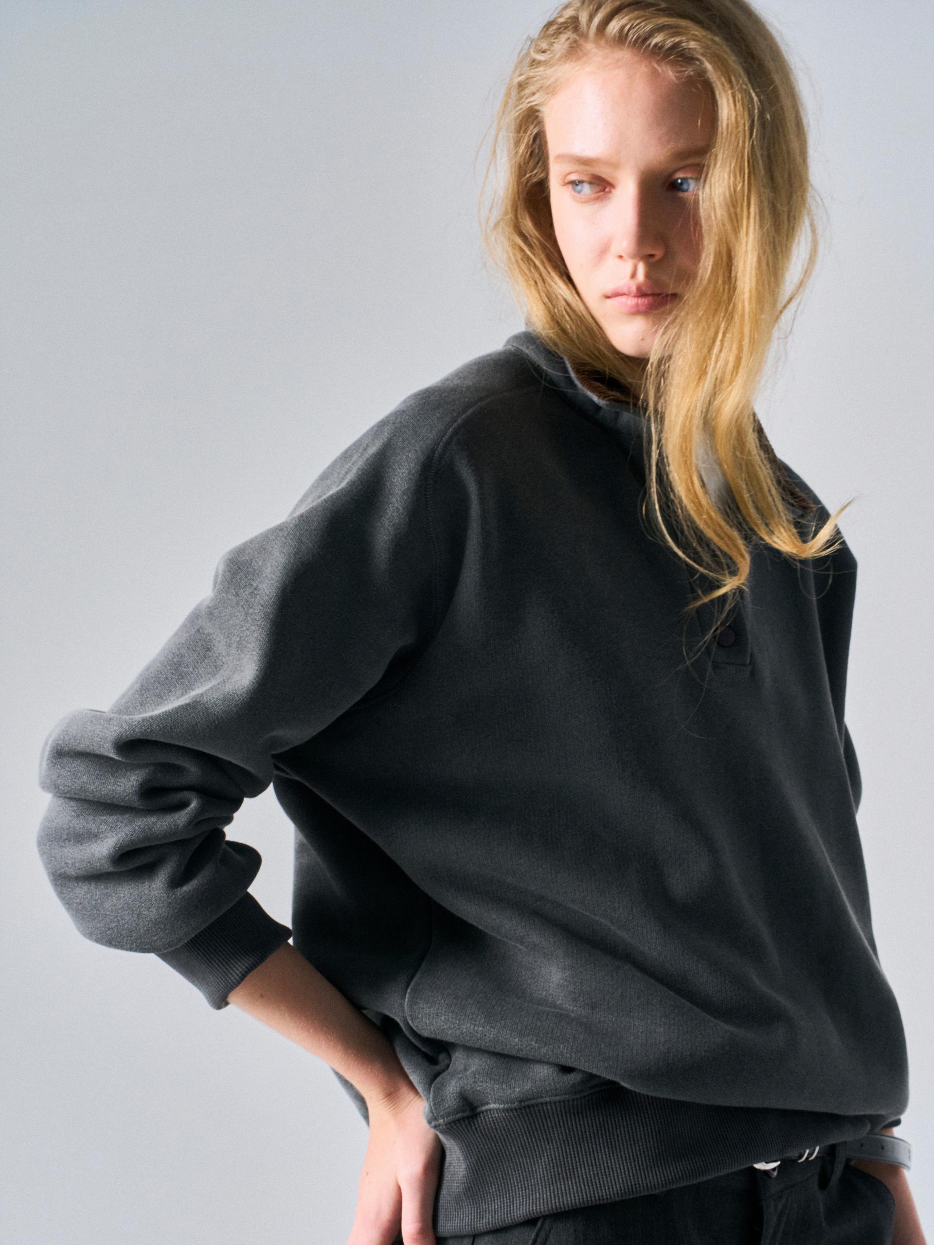 Rumi pullover sweatshirt coal