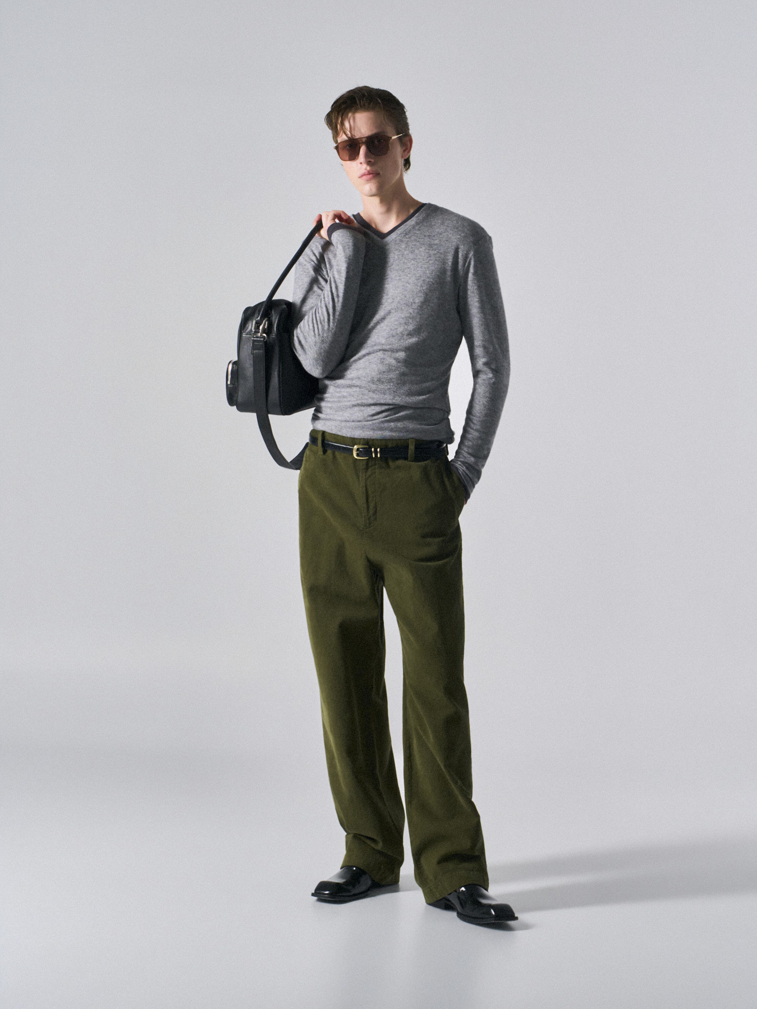Freddie soft-touch slim v-neck melange grey