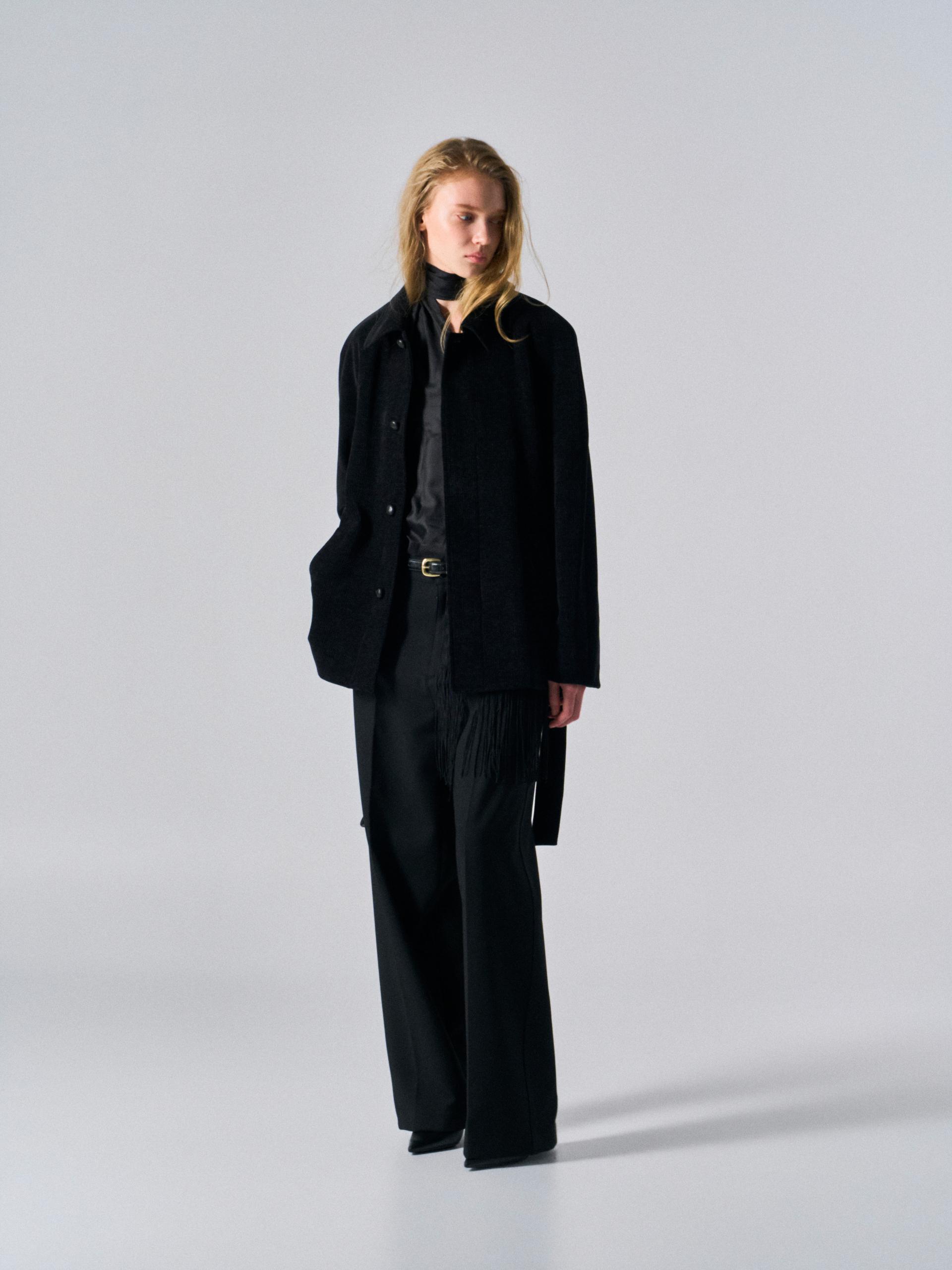 Rene arch raglan half coat black