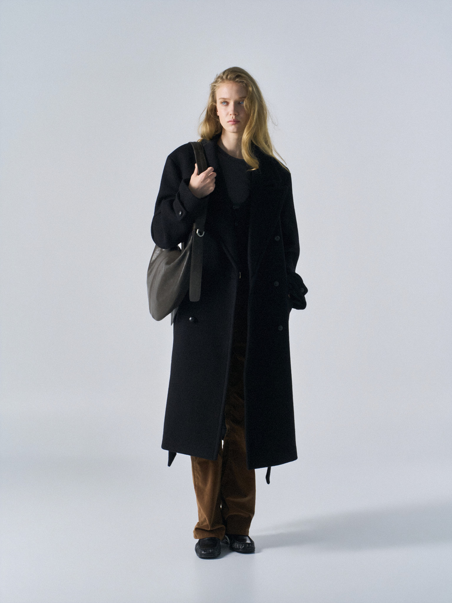 Corwin cashmere double-breasted coat black
