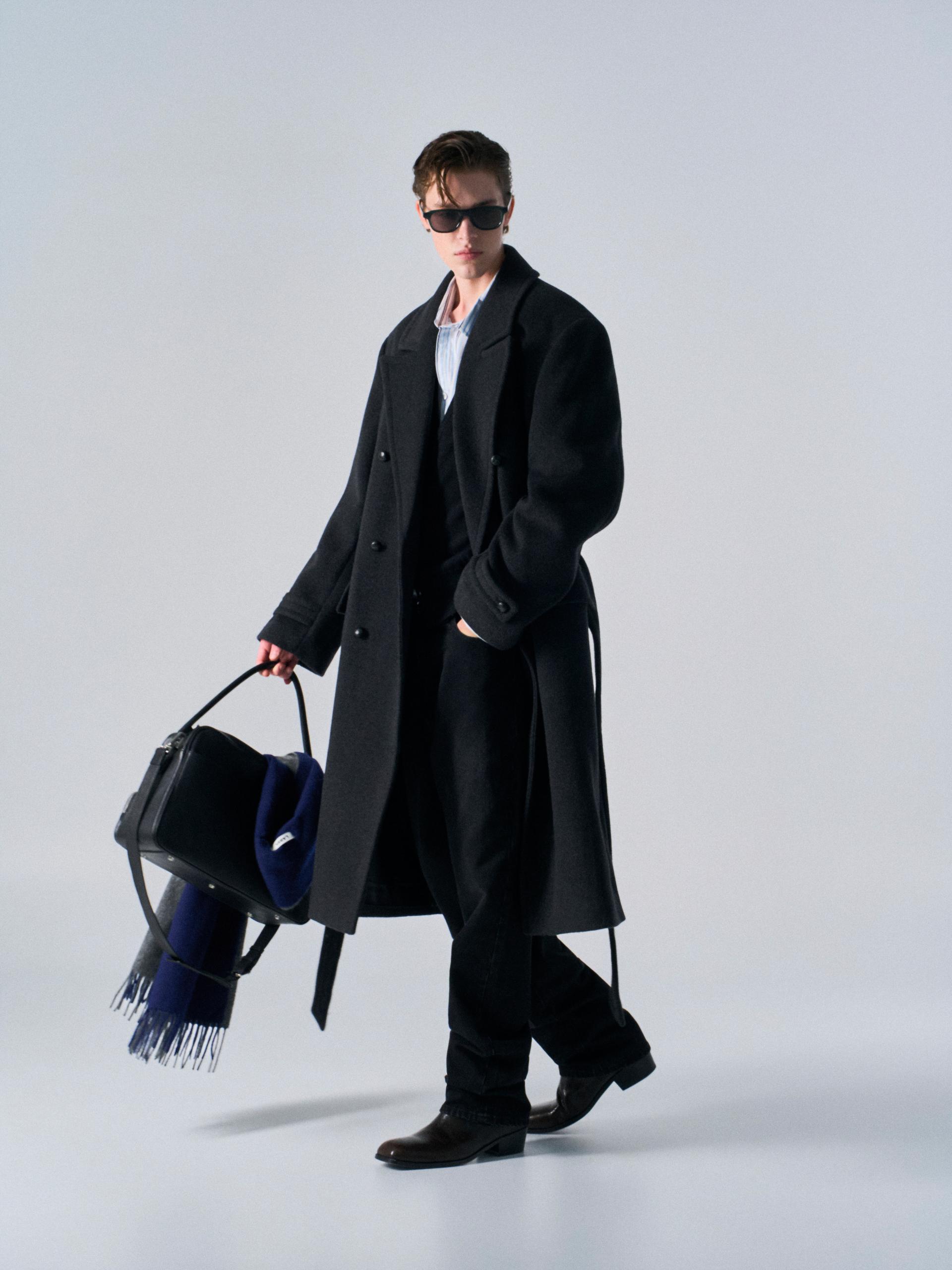 Corwin cashmere double-breasted coat charcoal