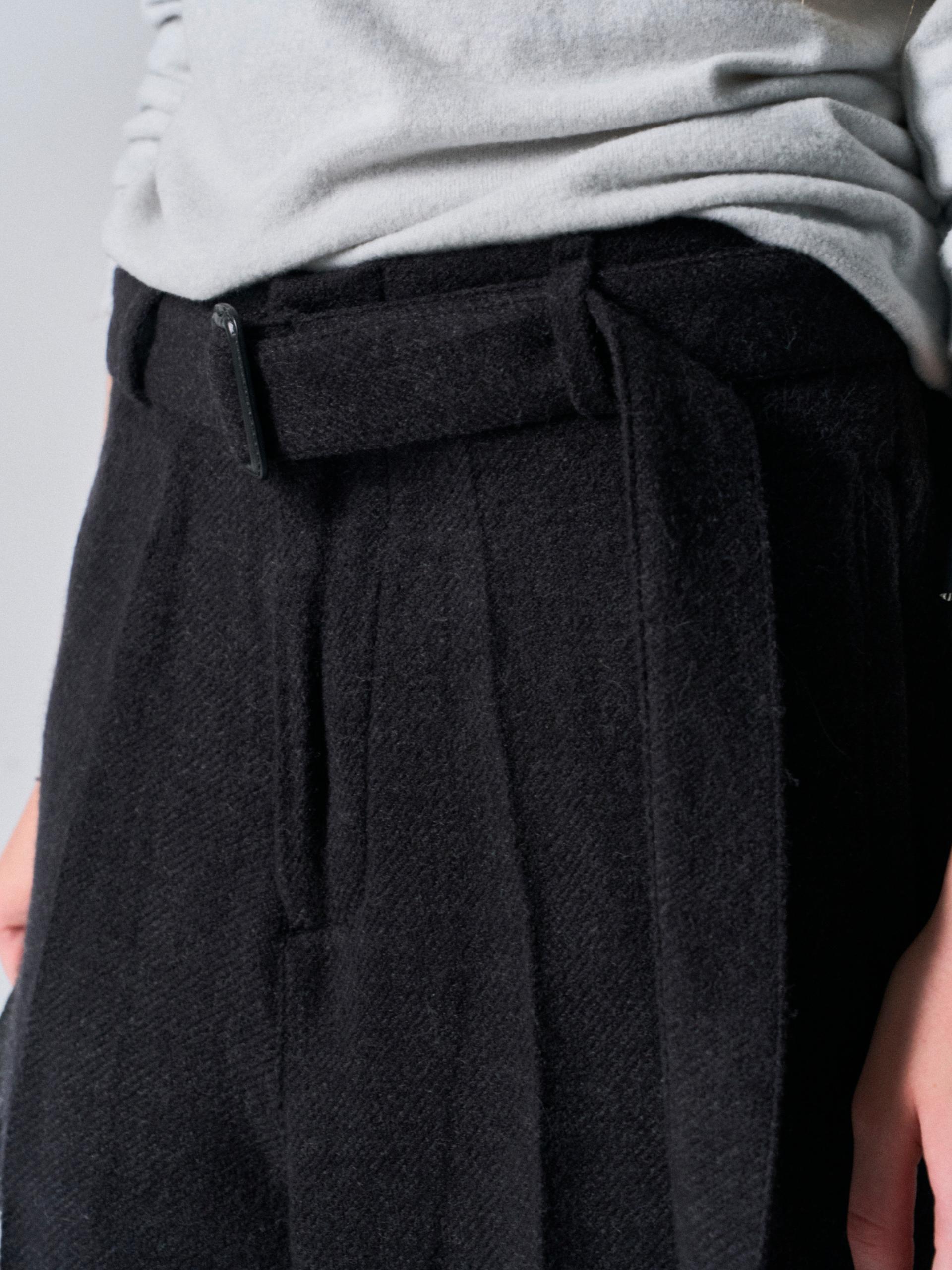 Linton shade belted pant coal