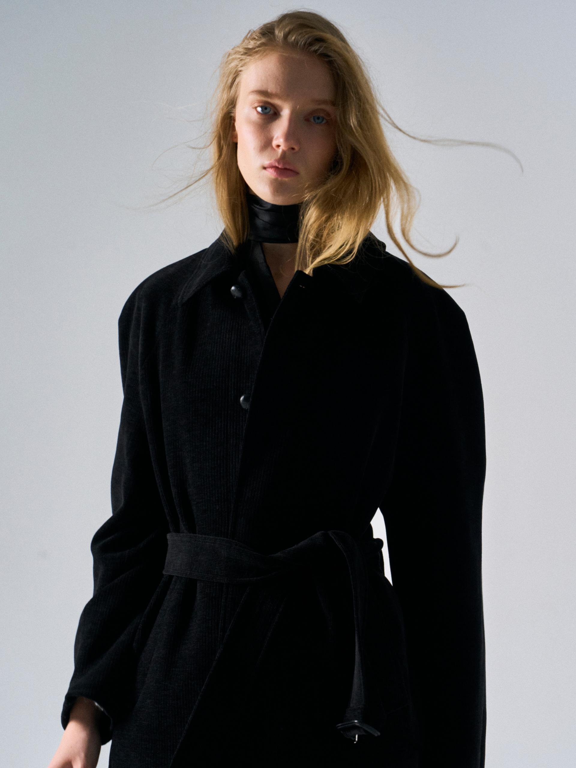 Rene arch raglan half coat black