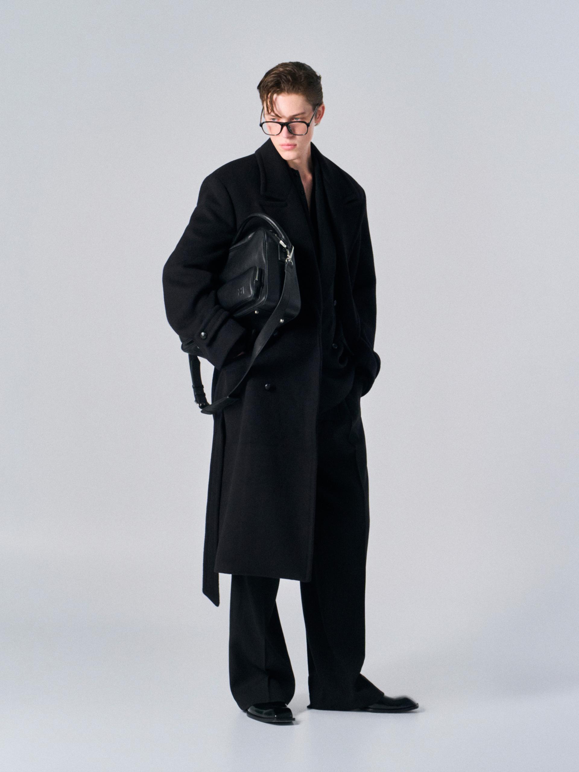 Corwin cashmere double-breasted coat black