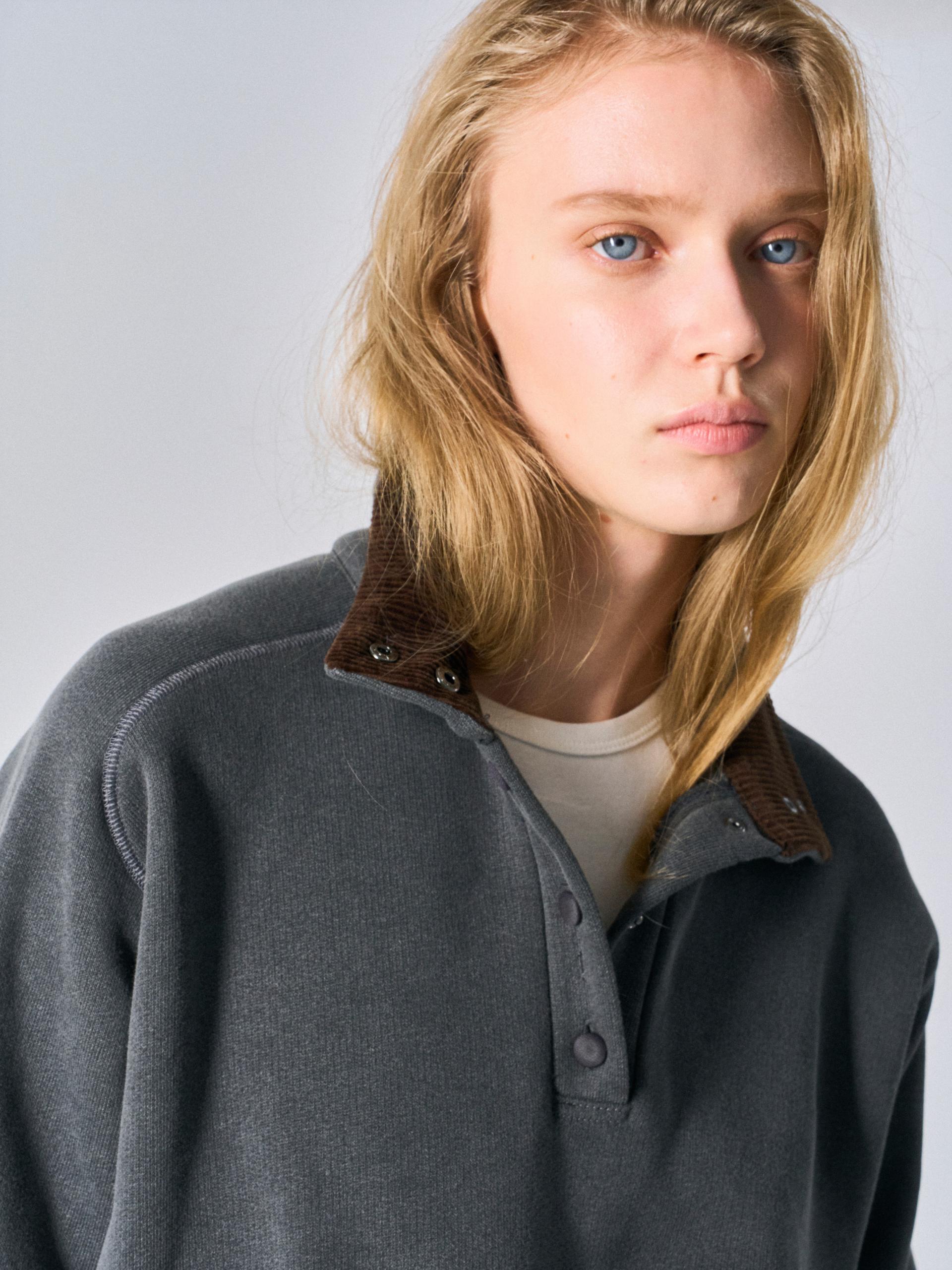 Rumi pullover sweatshirt coal