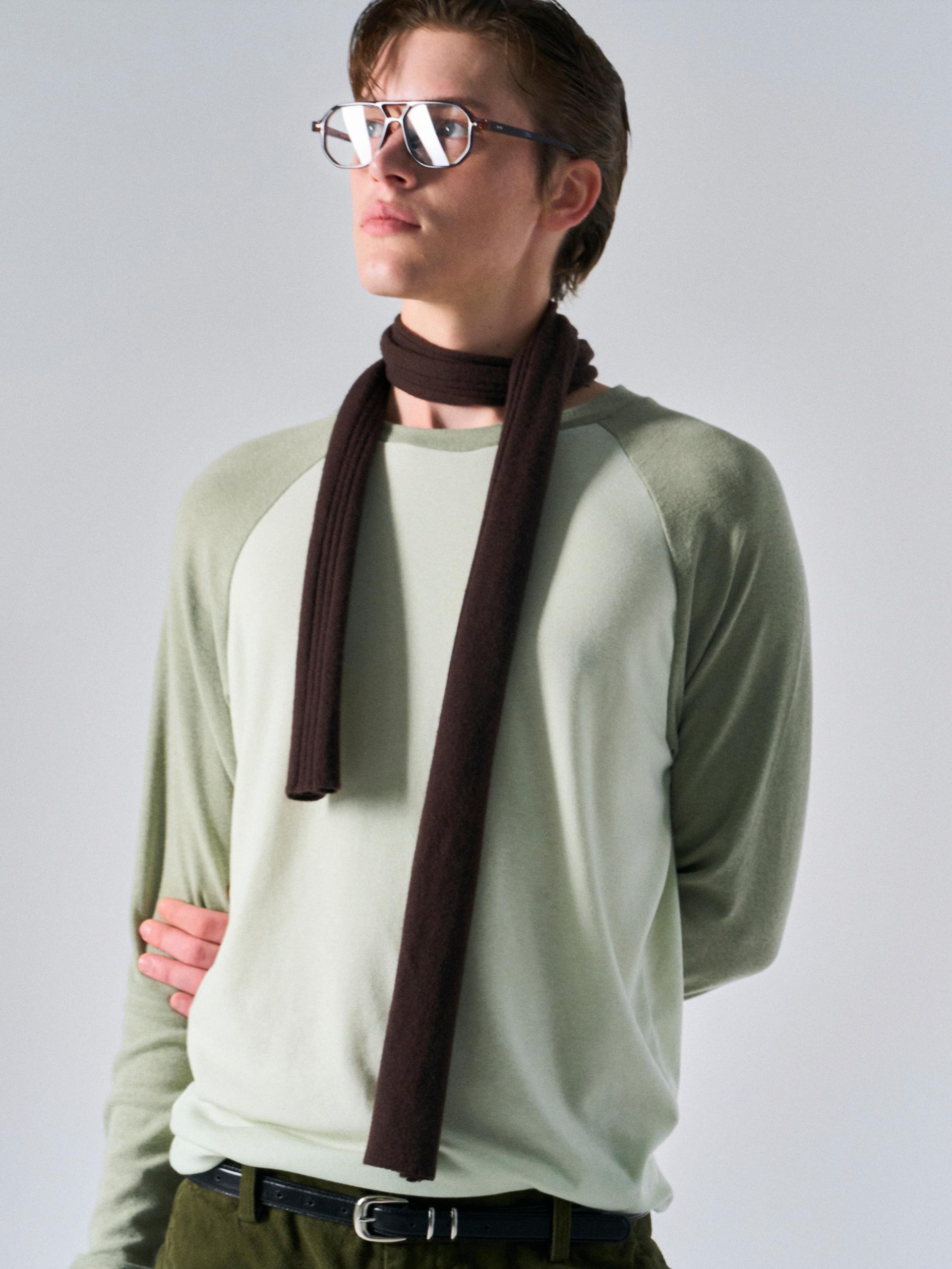 Tatum contrast raglan sprout