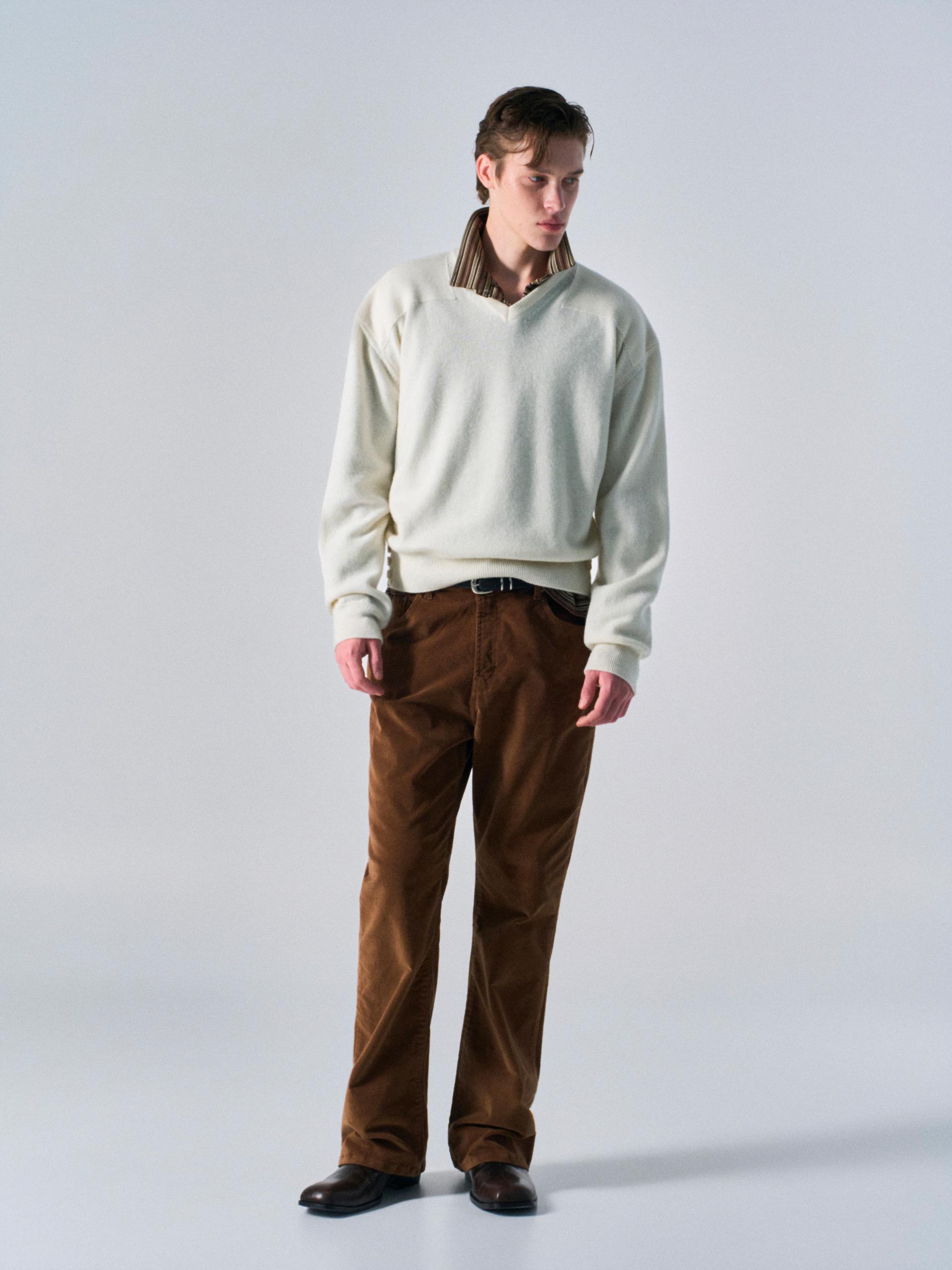 Rodd washed velvet bootcut jeans rust