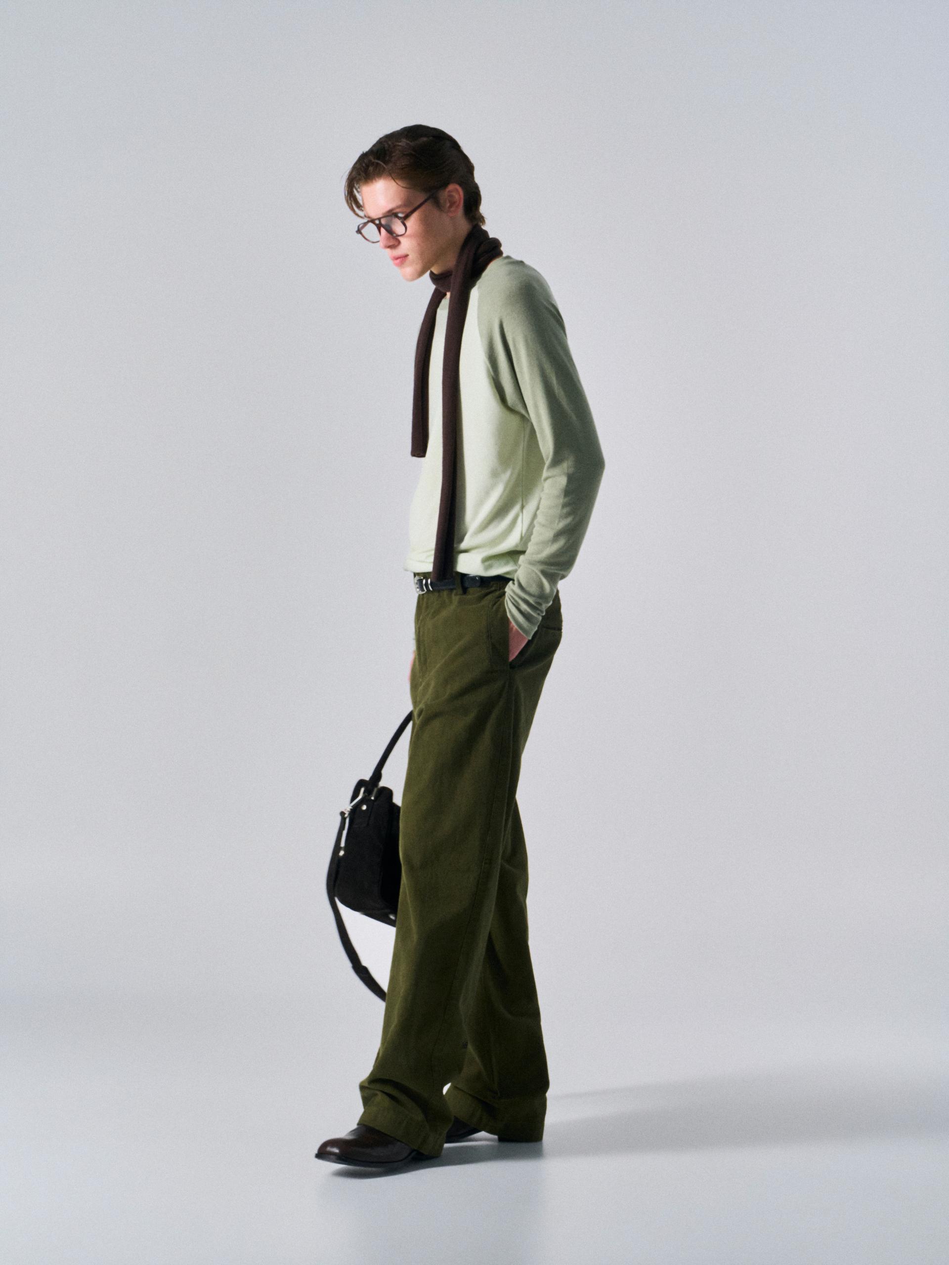 Tatum contrast raglan sprout
