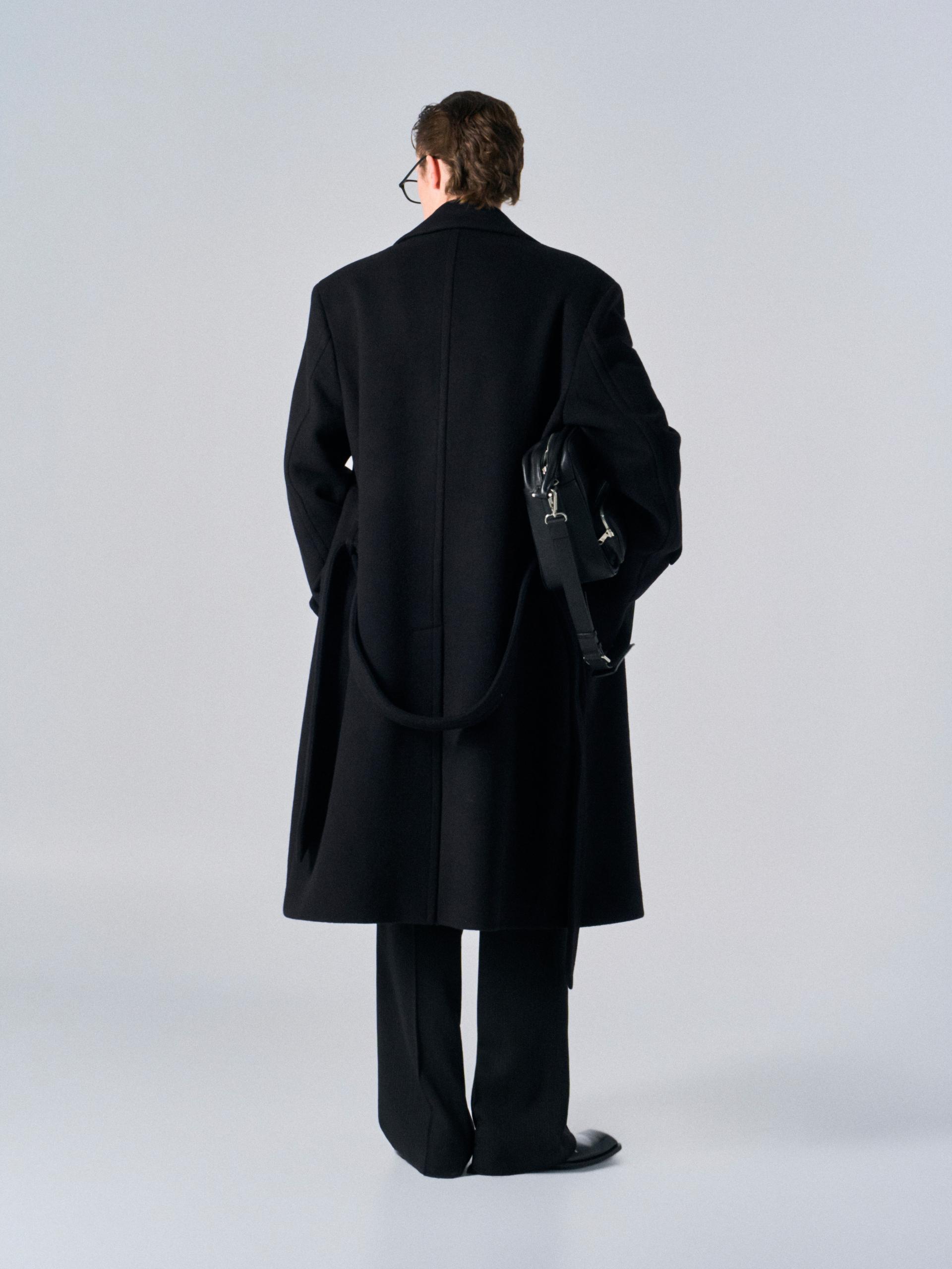 Corwin cashmere double-breasted coat black