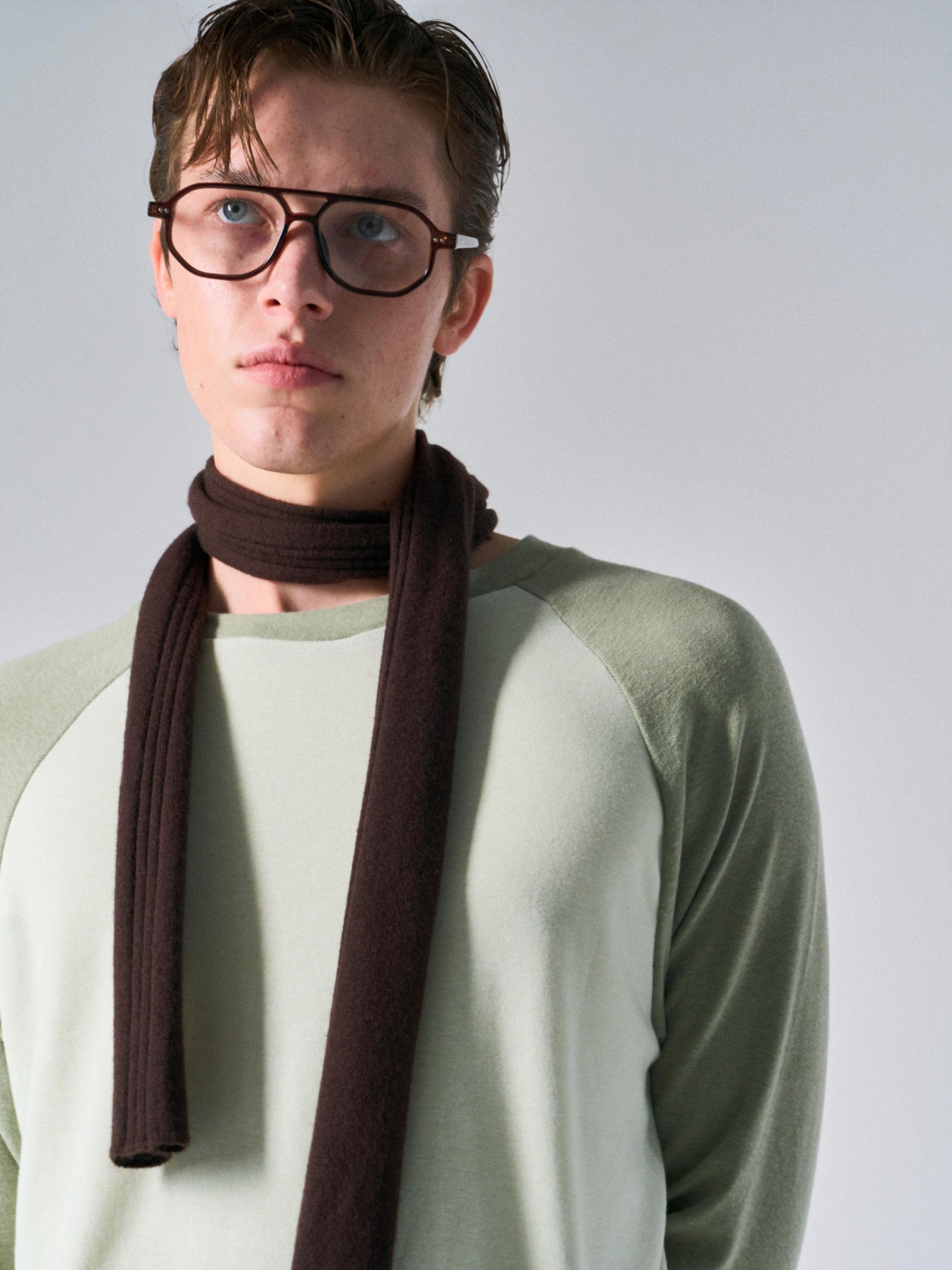 Tatum contrast raglan sprout