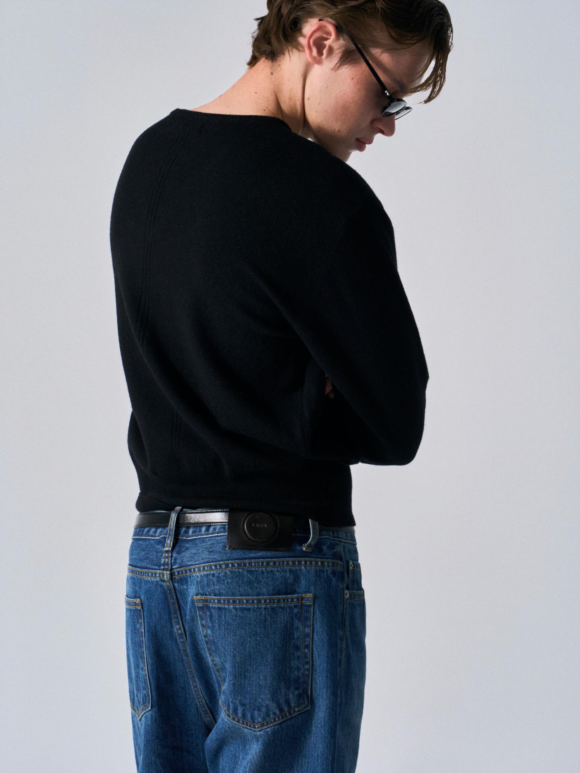 Towns layered v-neck sweater black