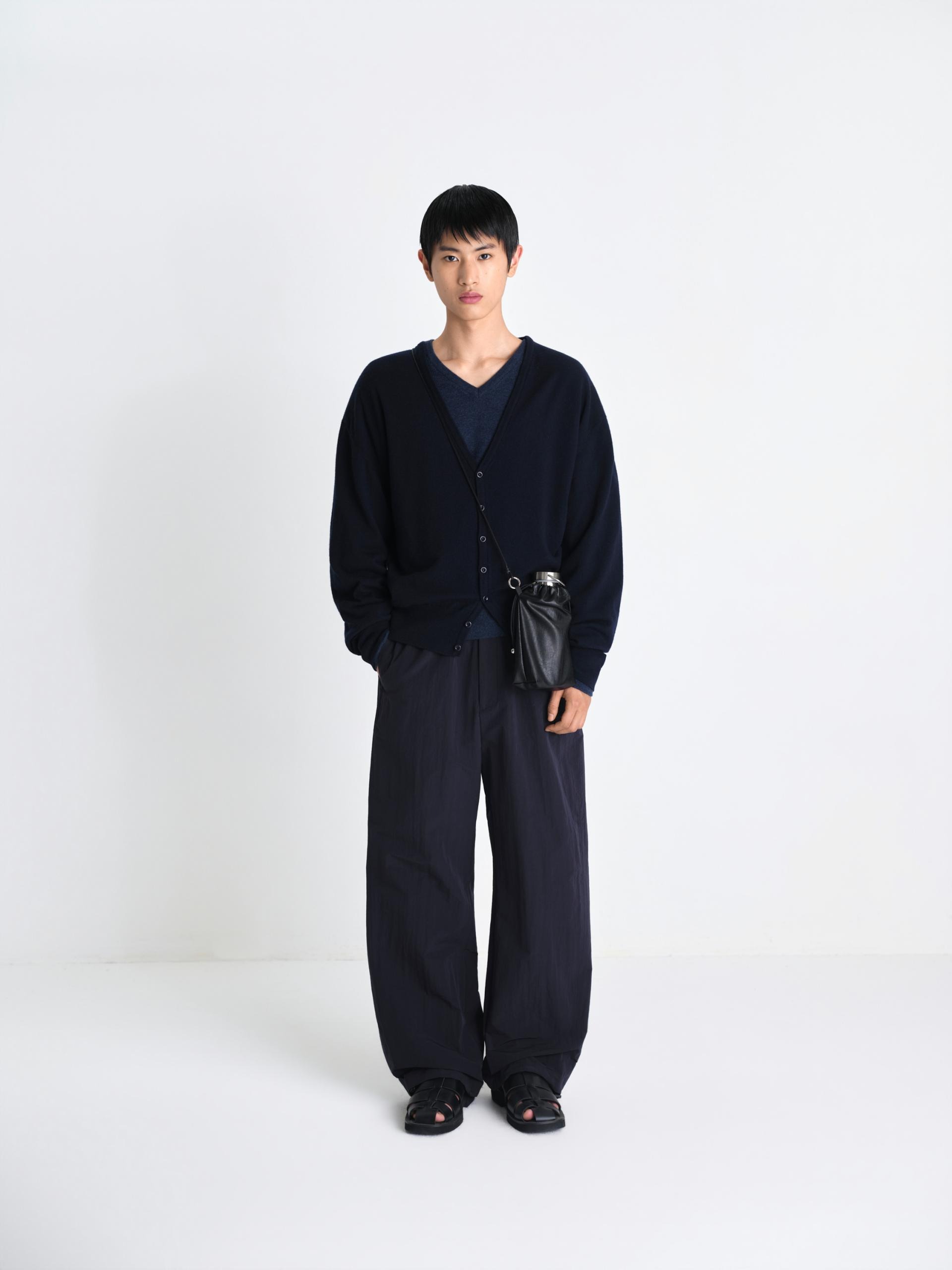 Hiora merino air wool cardigan dark navy