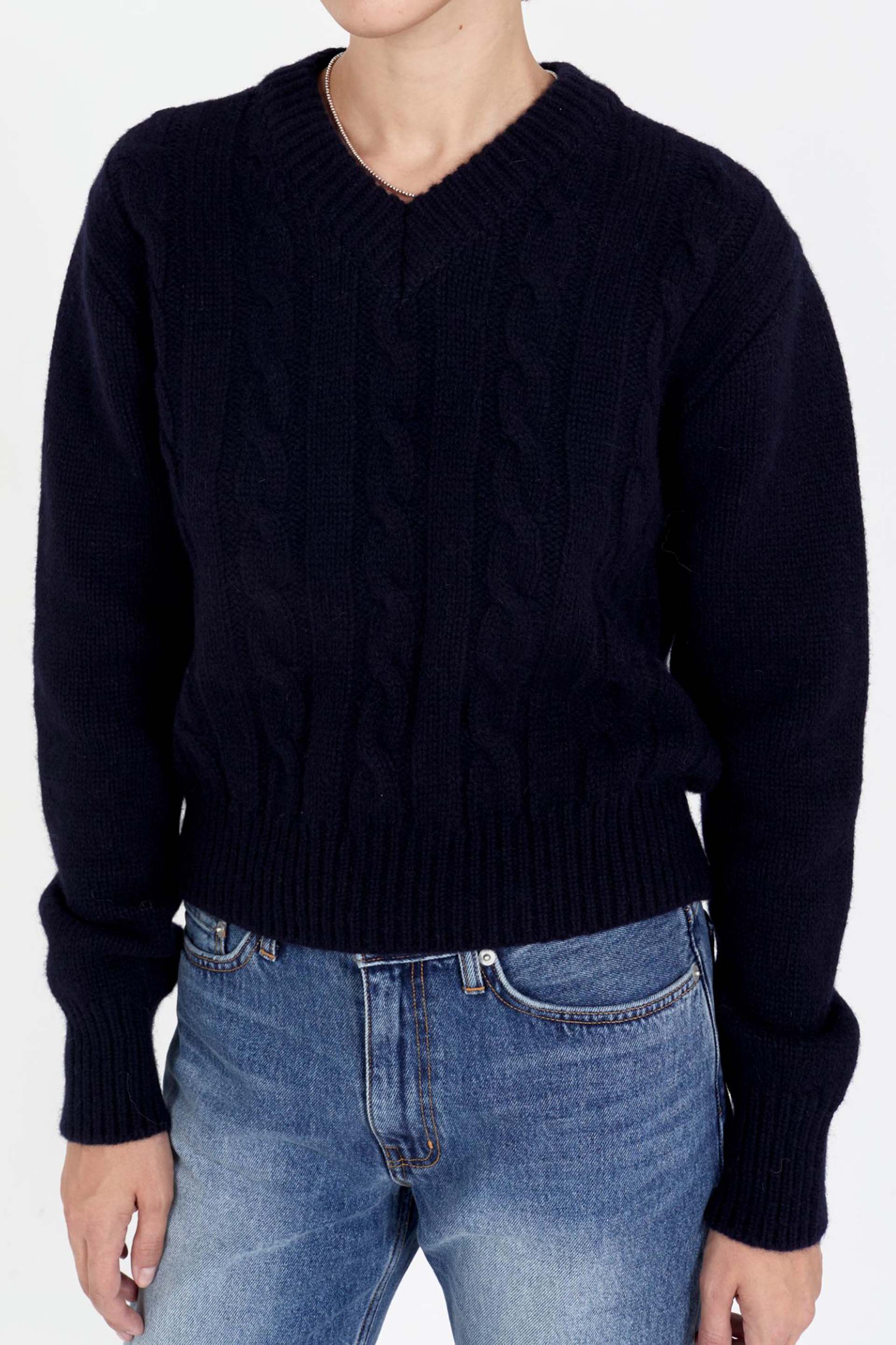 tasmania super wool cable knit navy