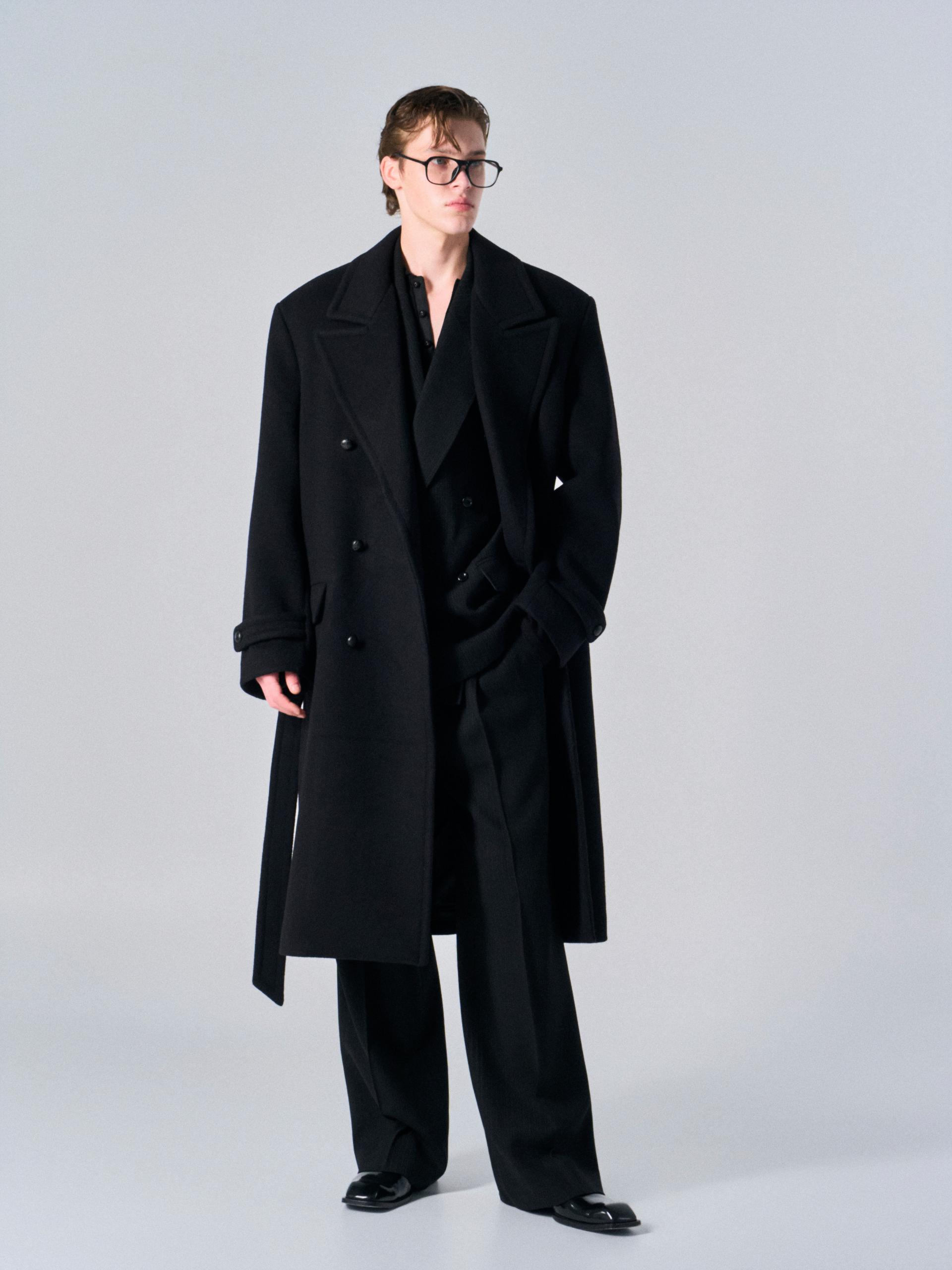 Corwin cashmere double-breasted coat black