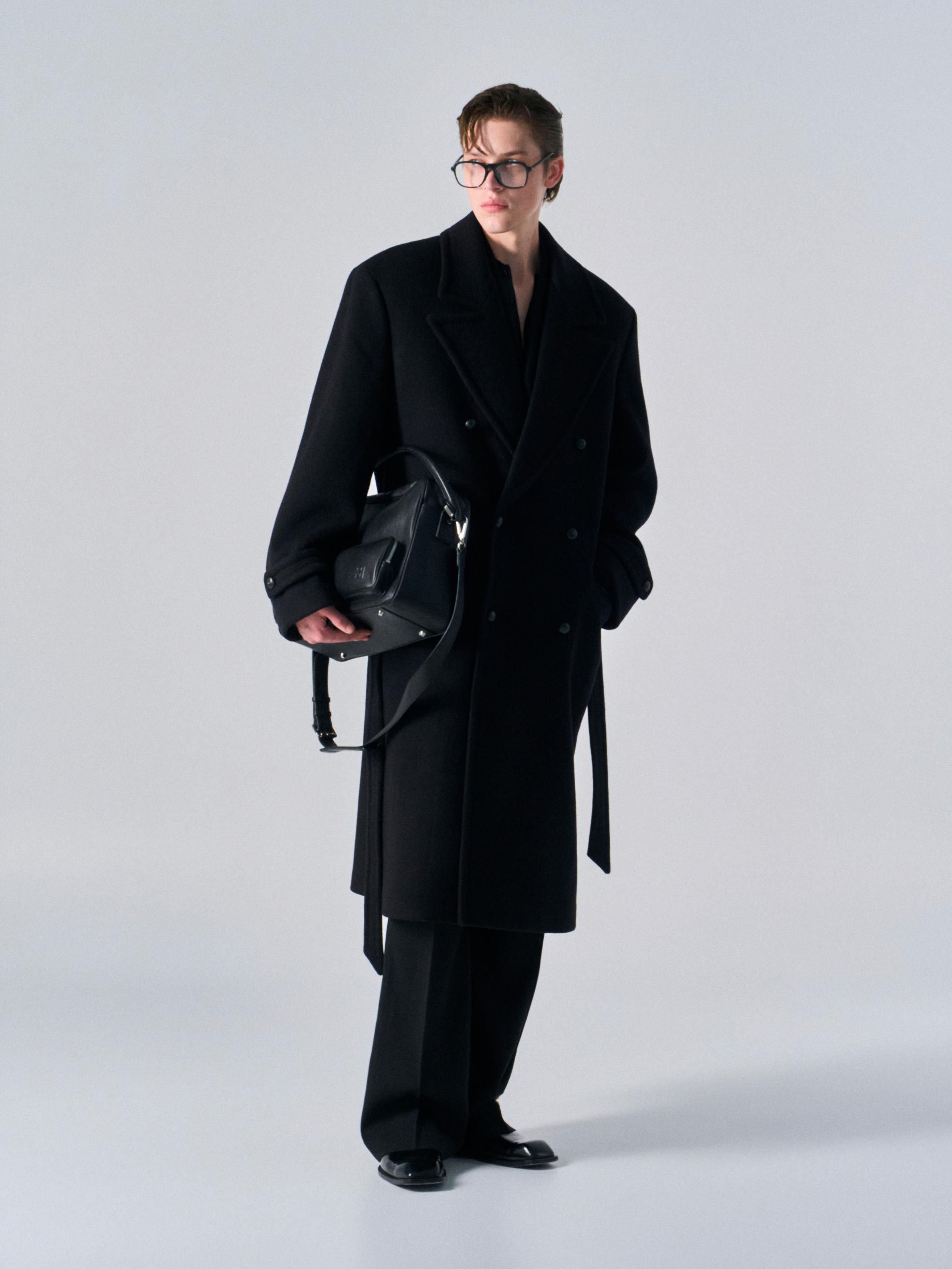 Corwin cashmere double-breasted coat black