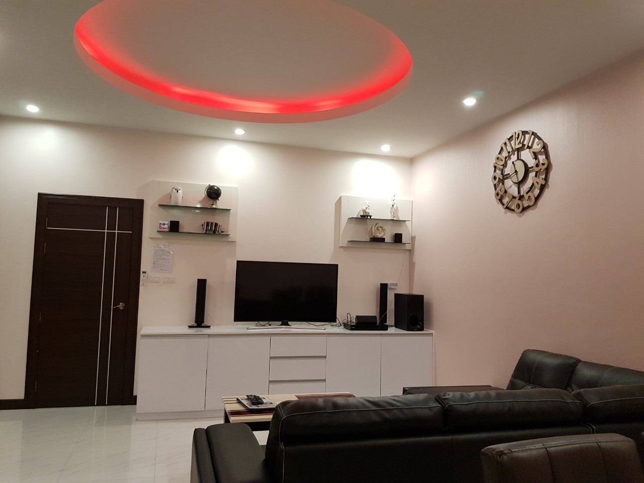 2f0bd9a4e8785.jpg