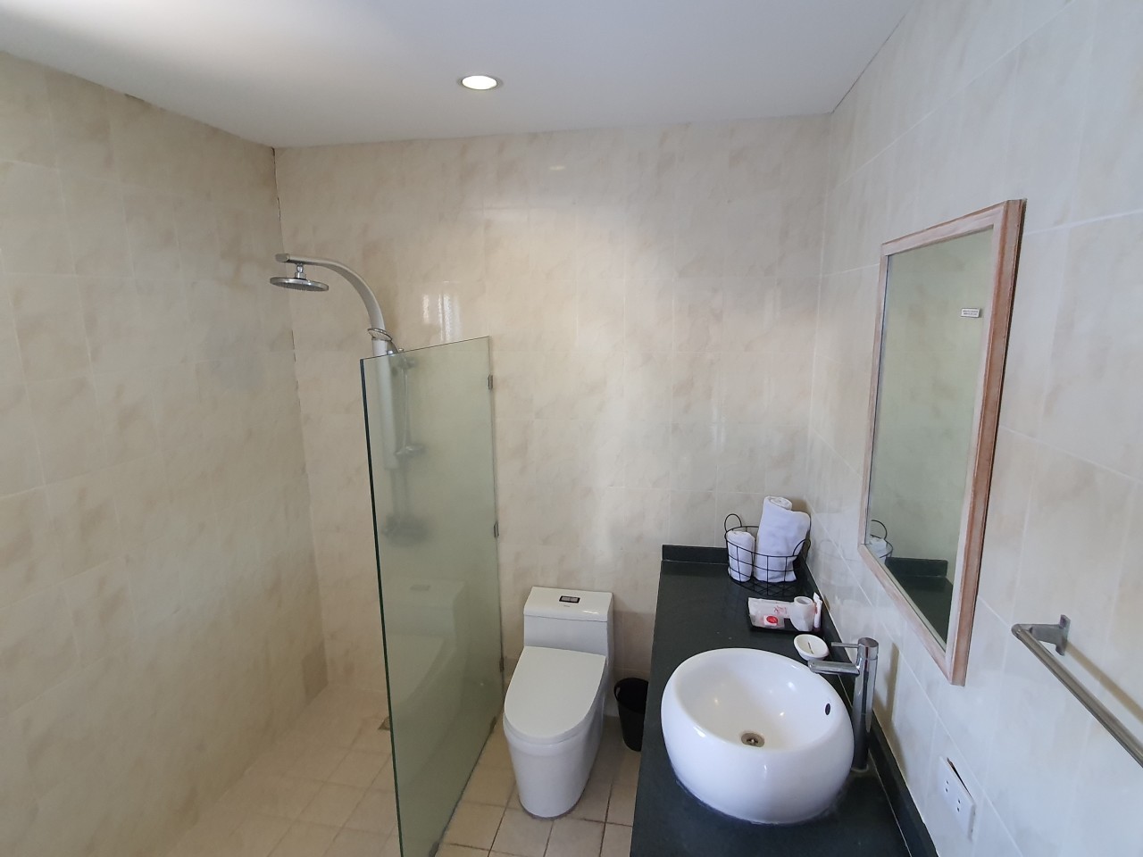 5fc62810d83f2.jpg