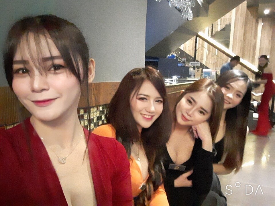 고품격 앙헬레스 JTV 프리미어 루씨 쇼설클럽 라운지 : 클락풀빌라,필리핀클락풀빌라,클락풀빌라예약,클락풀빌라부킹,클락풀빌라추천,필리핀풀빌라,풀빌라풀파티,Clark Poolvilla 고품격 앙헬레스 Jtv 프리미어 루씨 쇼설클럽 라운지 : 클락풀빌라,필리핀클락풀빌라,클락풀빌라예약,클락풀빌라부킹,클락풀빌라추천,필리핀풀빌라,풀빌라풀파티,Clark Poolvilla