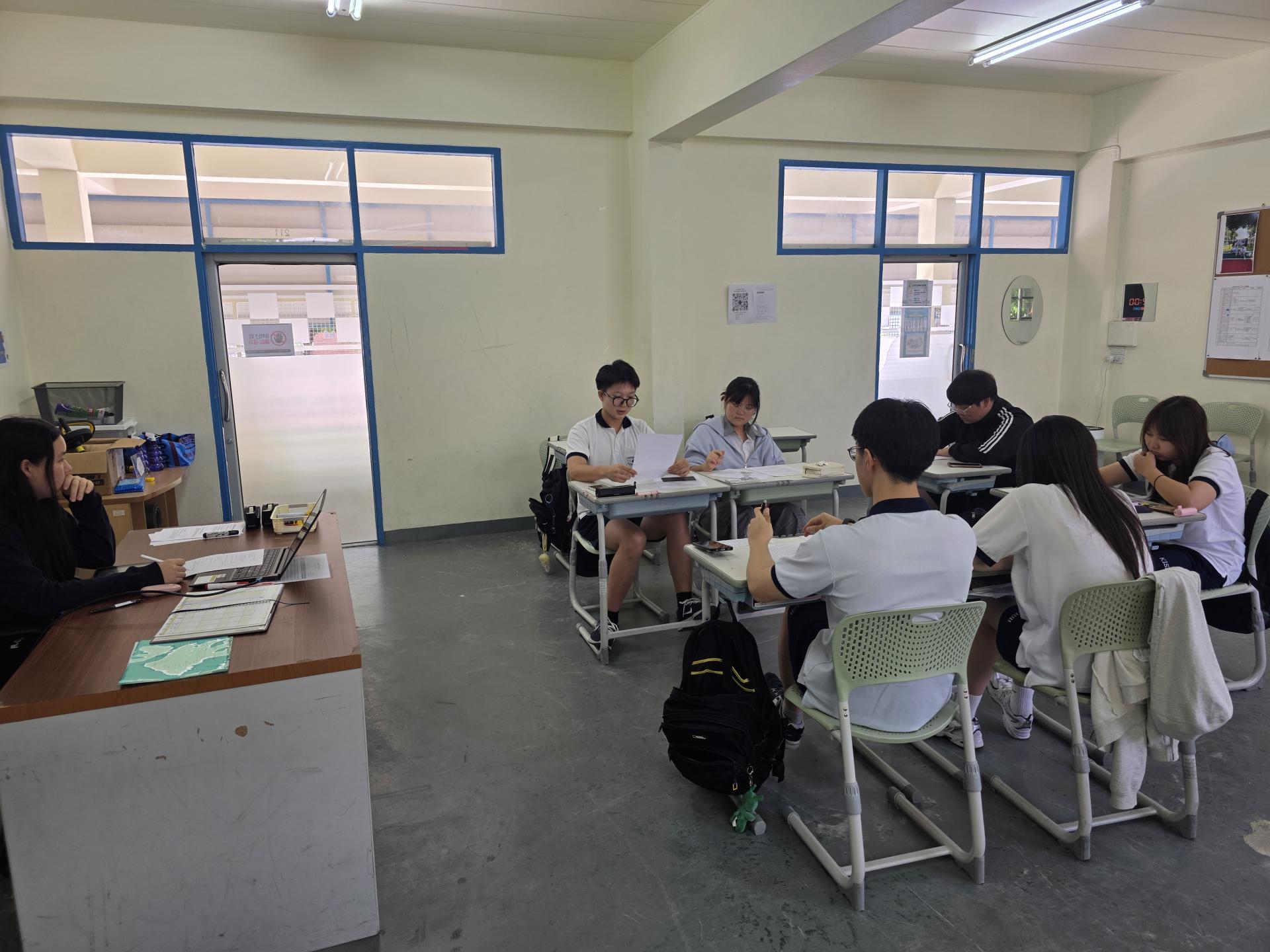 fe13bc47950fe.jpg