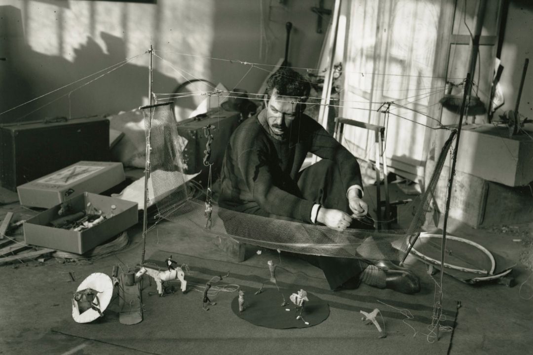 Calder with Cirque Calder (1926–31), 1929 Photograph by André Kertész