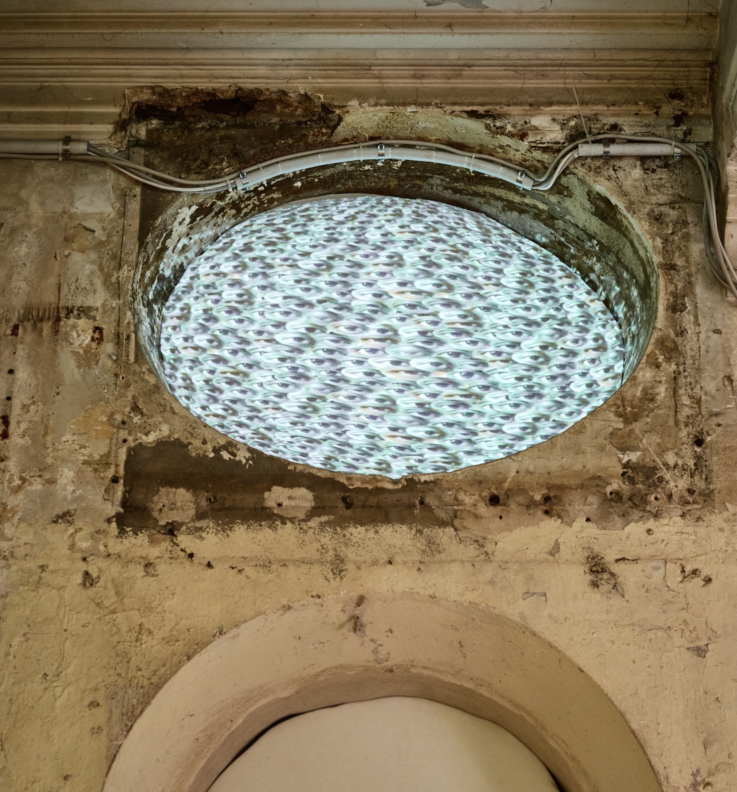 Amol K Patil, BURNING SPEECHES (2025). Exhibition view: 13th Berlin Biennale, Sophiensæle (14 June–14 September 2025). Courtesy Amol K Patil. Photo: Aristidis Schnelzer.