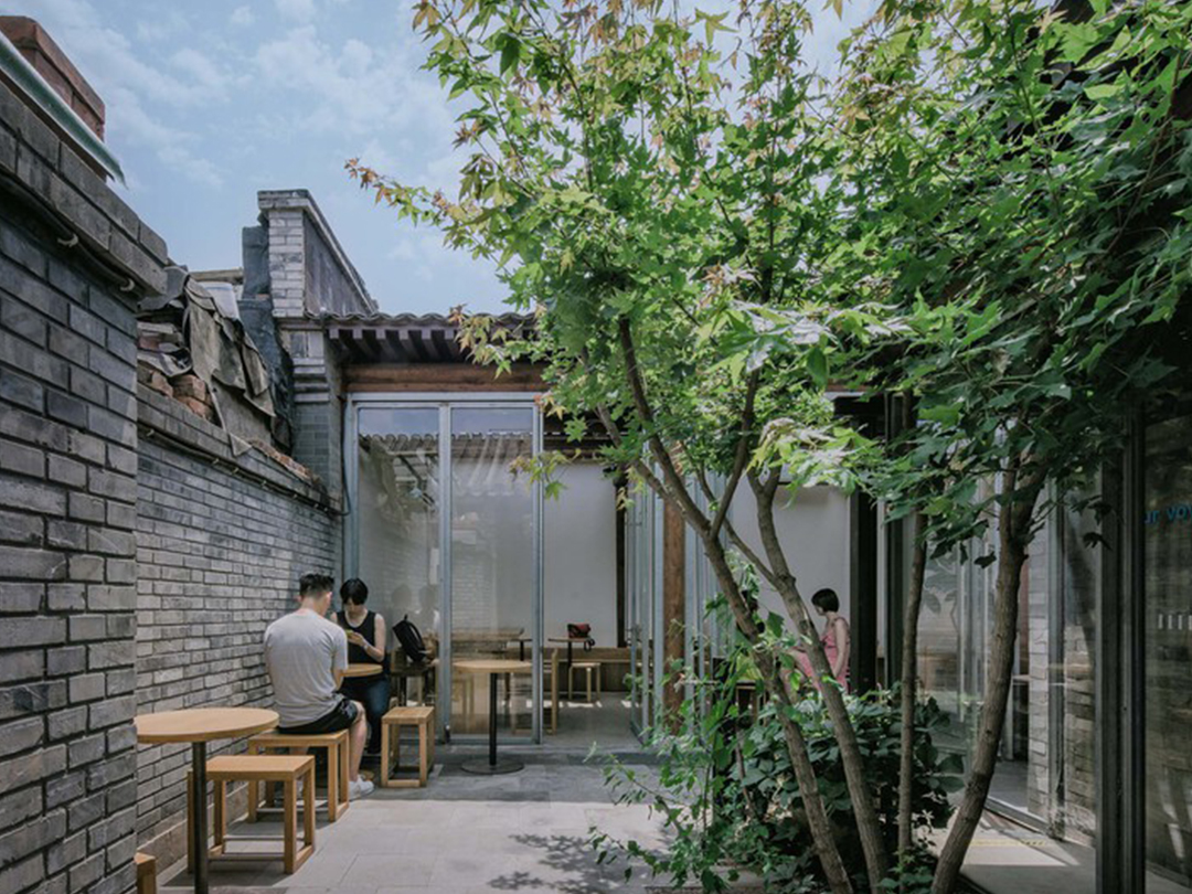 VOYAGE COFFEE St. Yangmeizhu / atelier suasua | ArchDaily