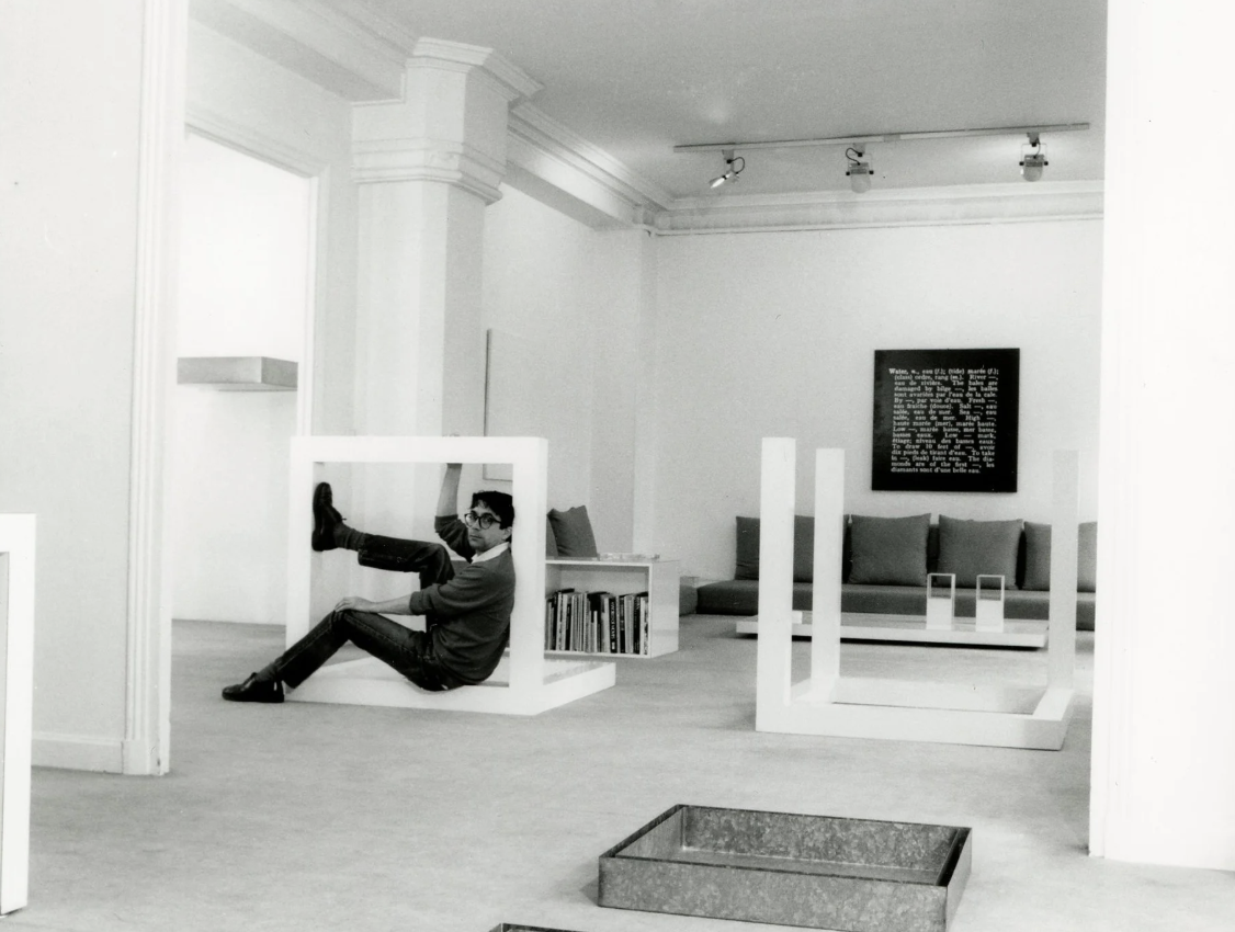 Unglee, Unglee in Ghislain Mollet Viéville’s living room, 1983