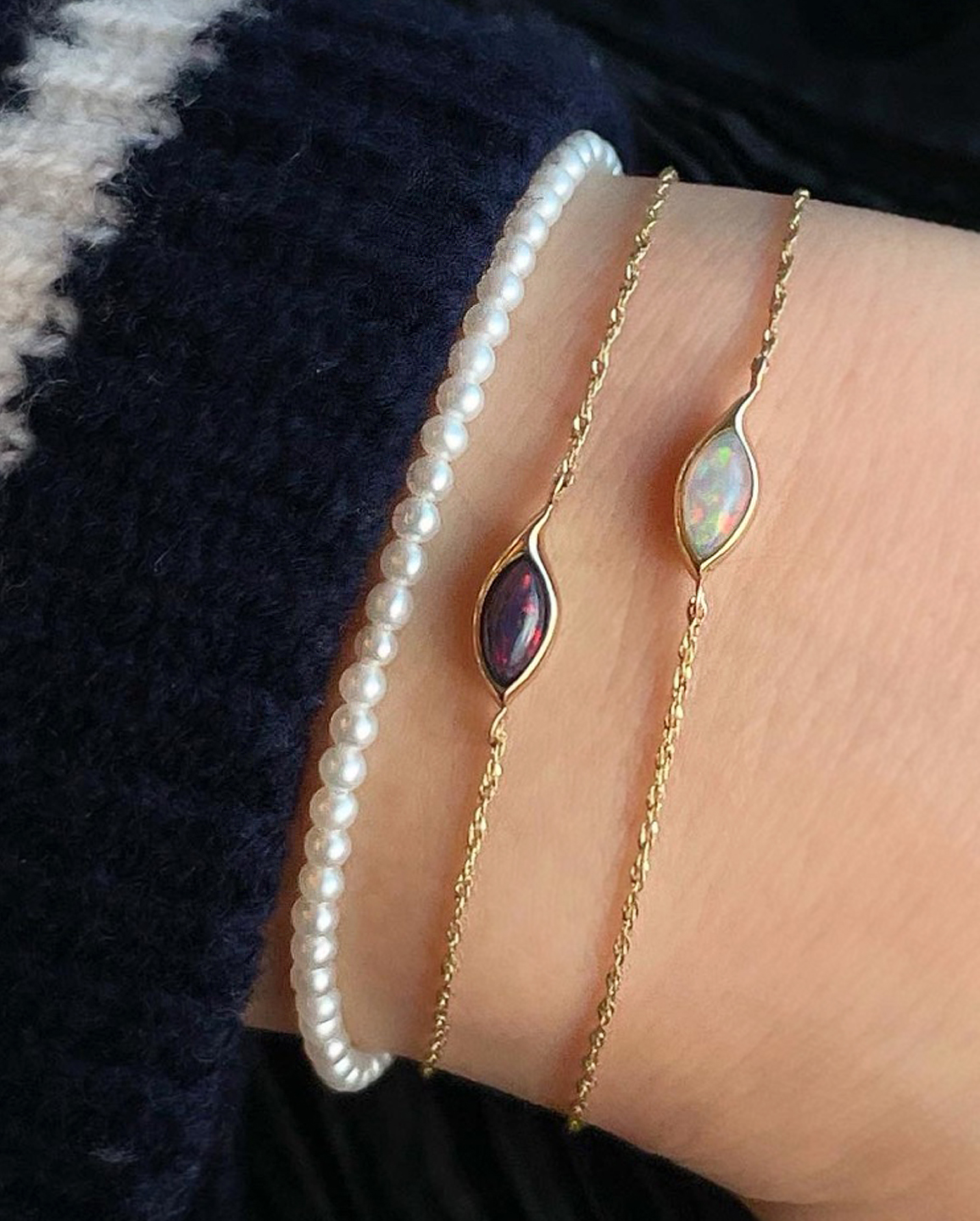 14k gold- Opal eye Bracelet - white opal