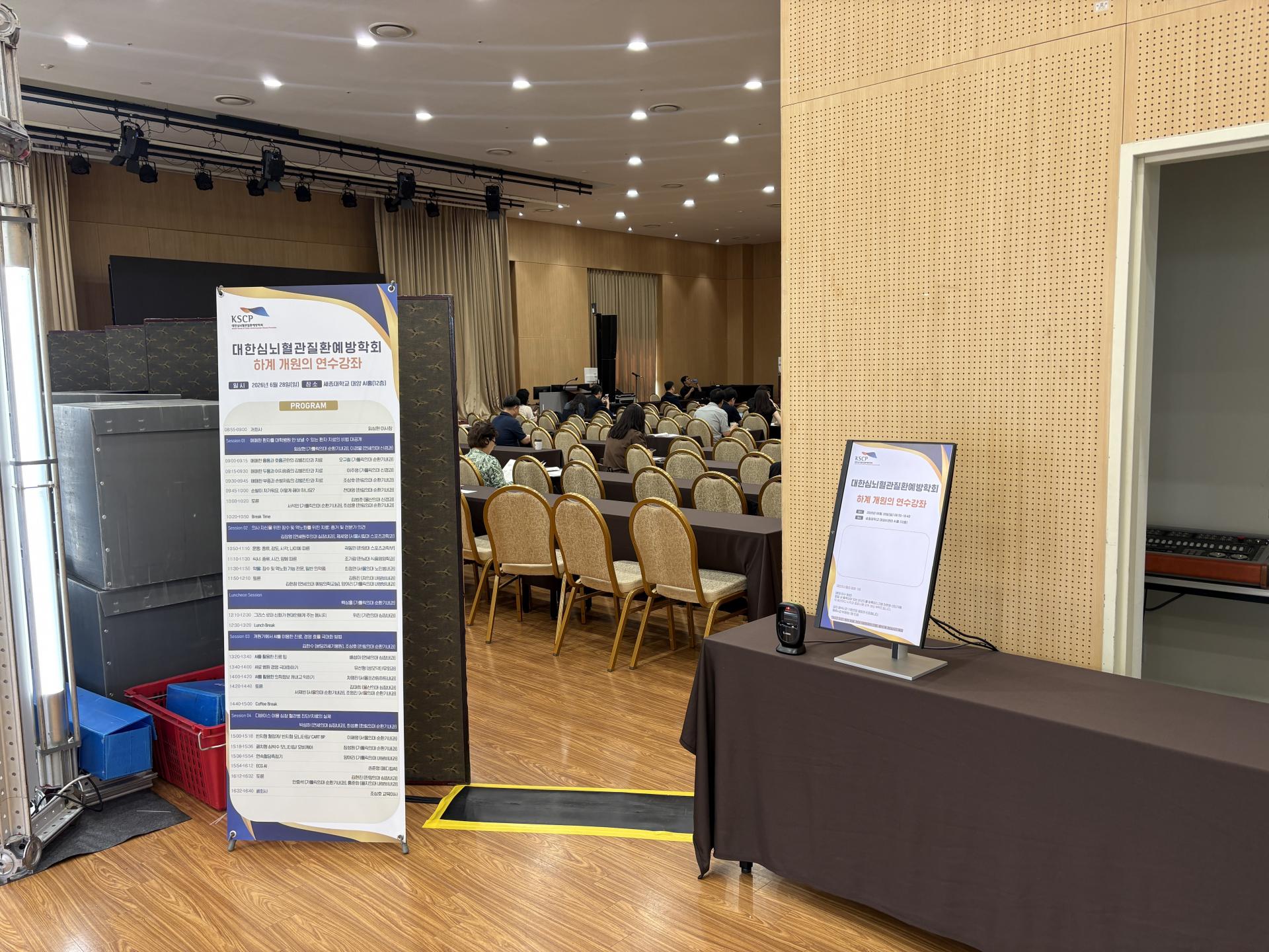 ca7c619ffd025.jpg