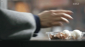 5a0c32584bfe0.gif