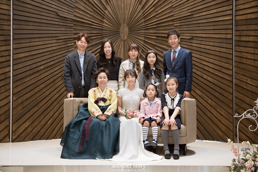 5bfb266fceb73.jpg
