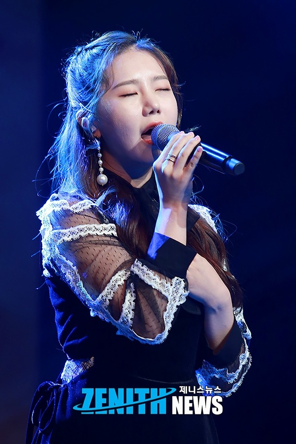 ▲ 송하예 ‘발라드퀸이 되고 싶어요’ (사진=문찬희 기자)