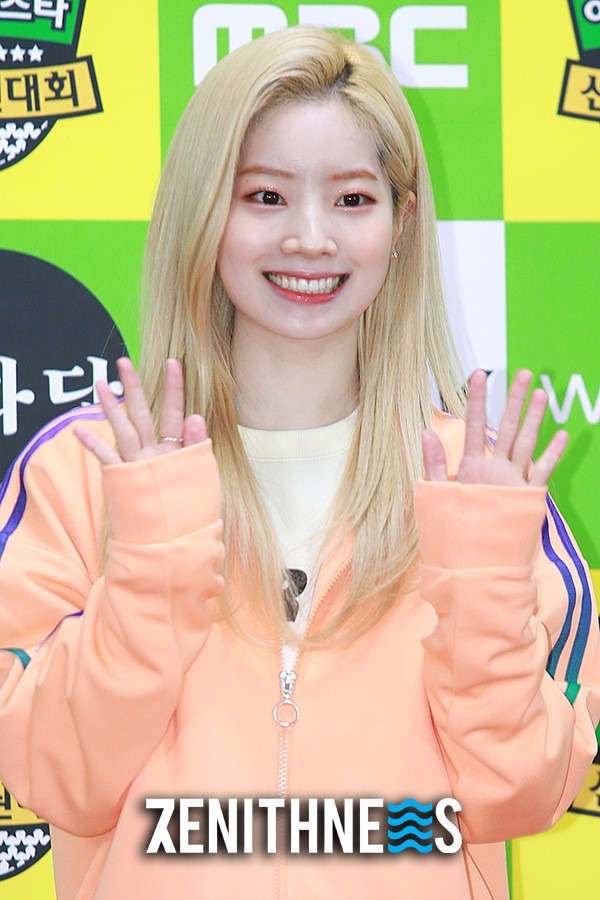 ▲ 트와이스 다현 ‘이번에도 MC 맡았어요’ (사진=문찬희 기자)