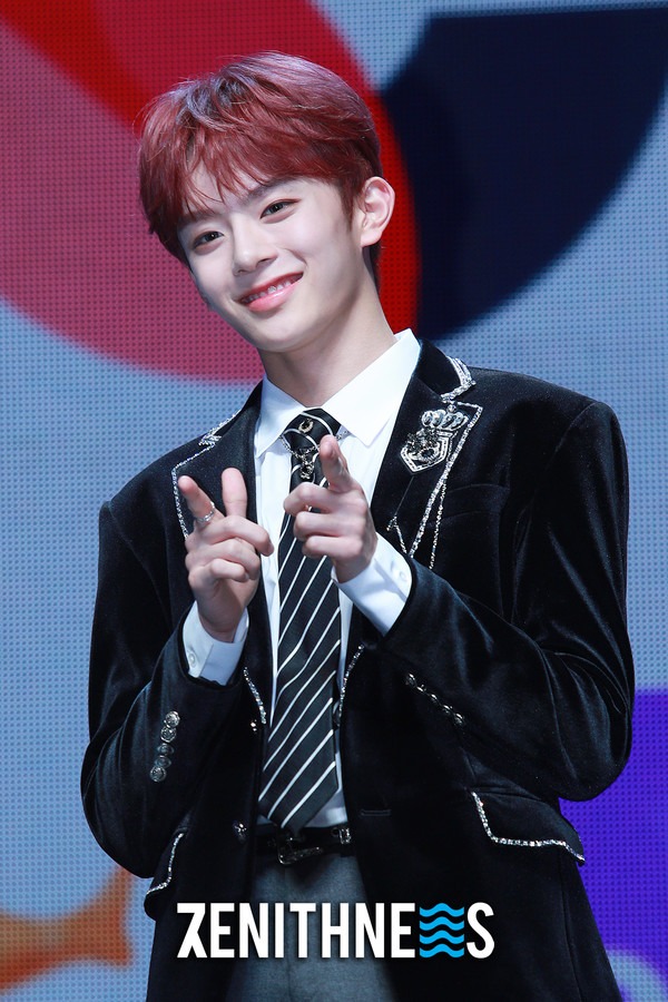 ▲ 베리베리 강민 ‘얼굴 천재 막냉이’ (사진=문찬희 기자)