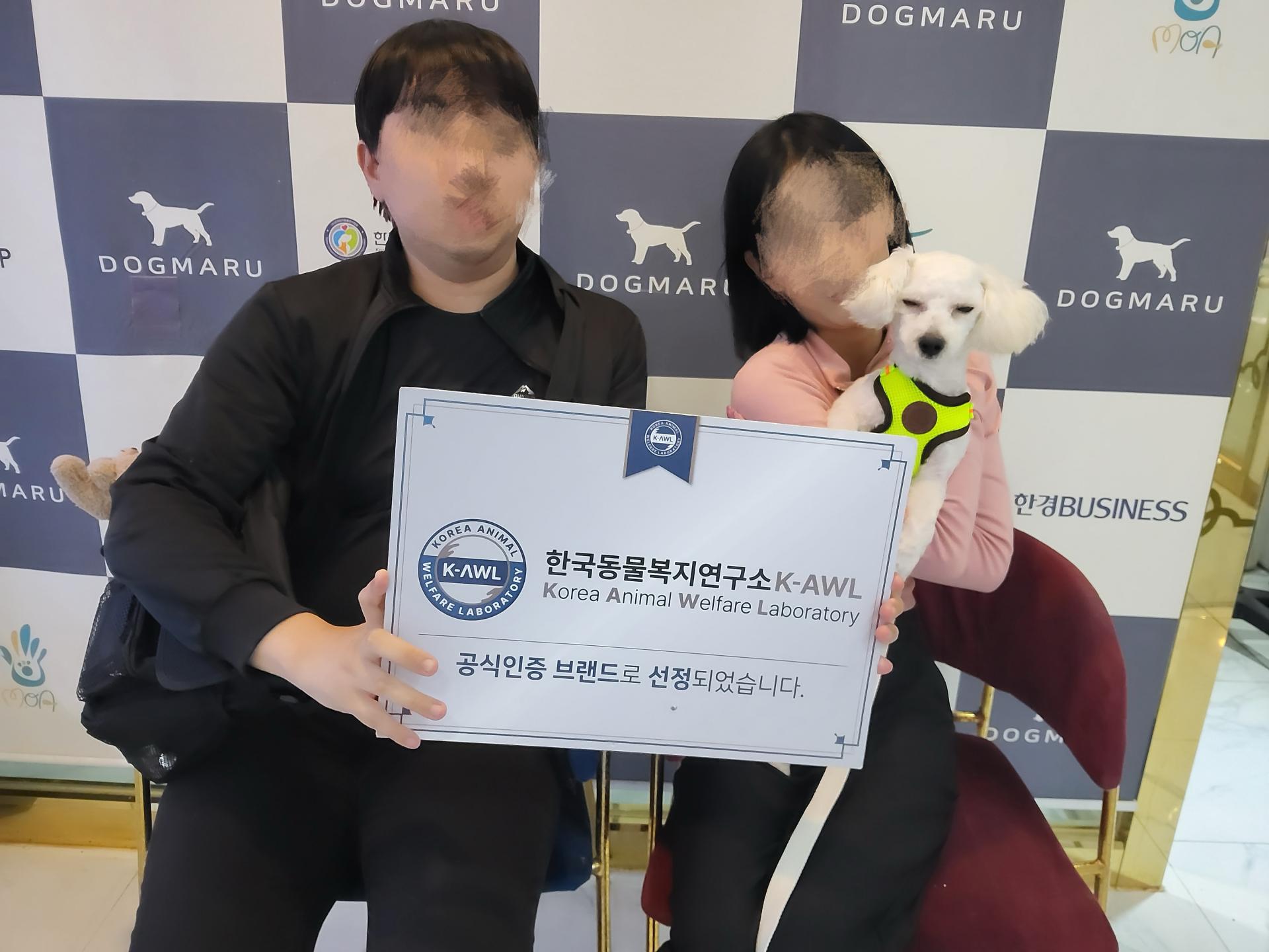 c004174dff057.jpg