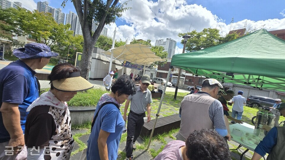 2025년 하반기 사랑의 밥차는 12월까지 매주 수요일 진행된다.