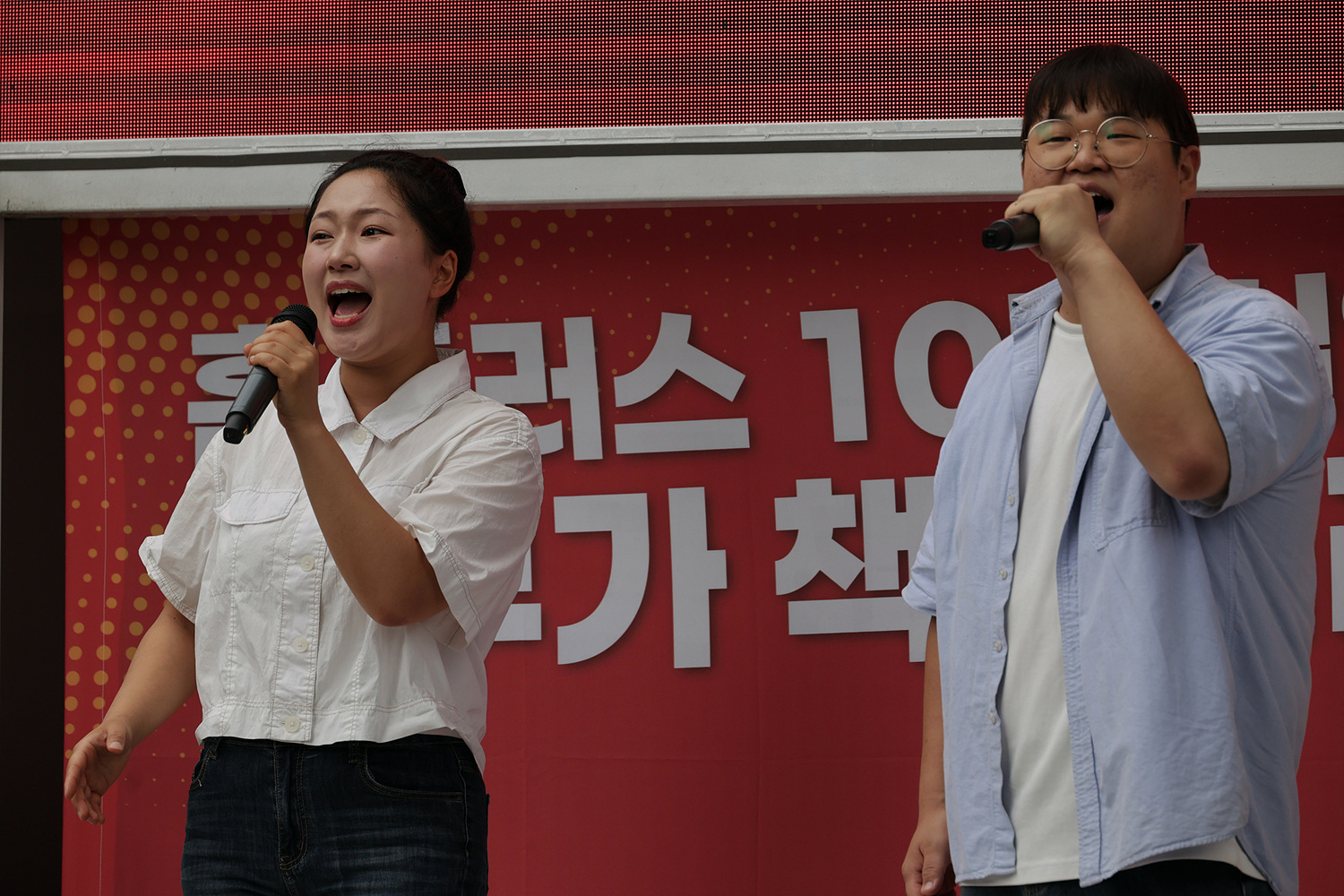 2572ccf7dc86f.jpg