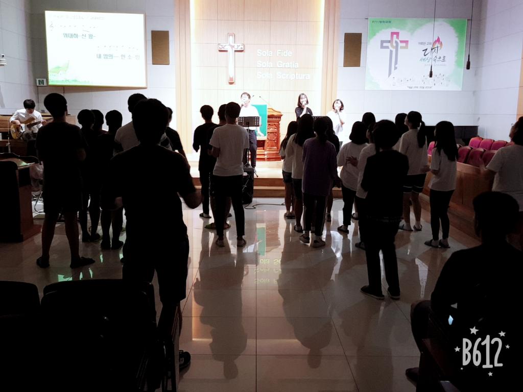5b8bcde282532.jpg
