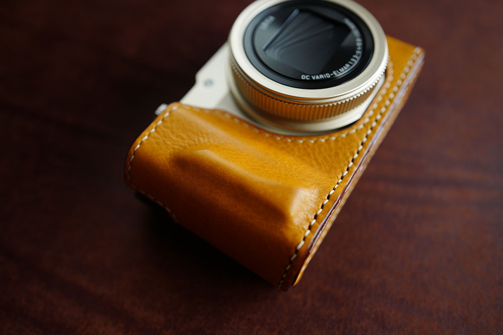 21546円 【現品限り一斉値下げ！】 Leica C-Lux Leather Carrying Strap Blue 並行輸入品