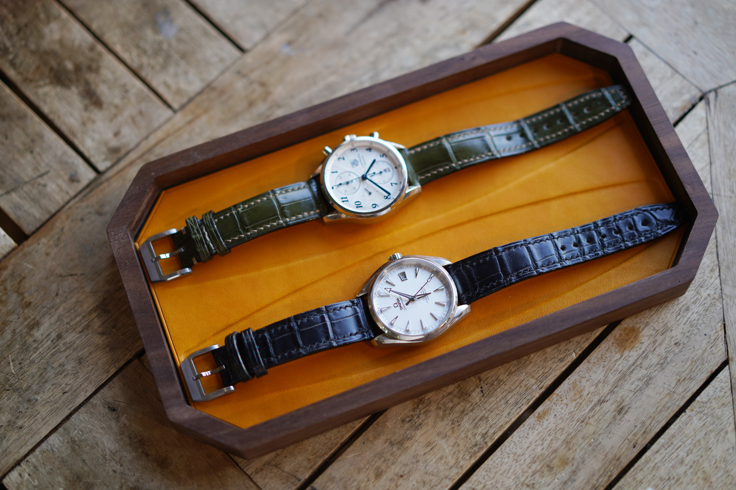 Leather Inlay Organize Walnut Tray
