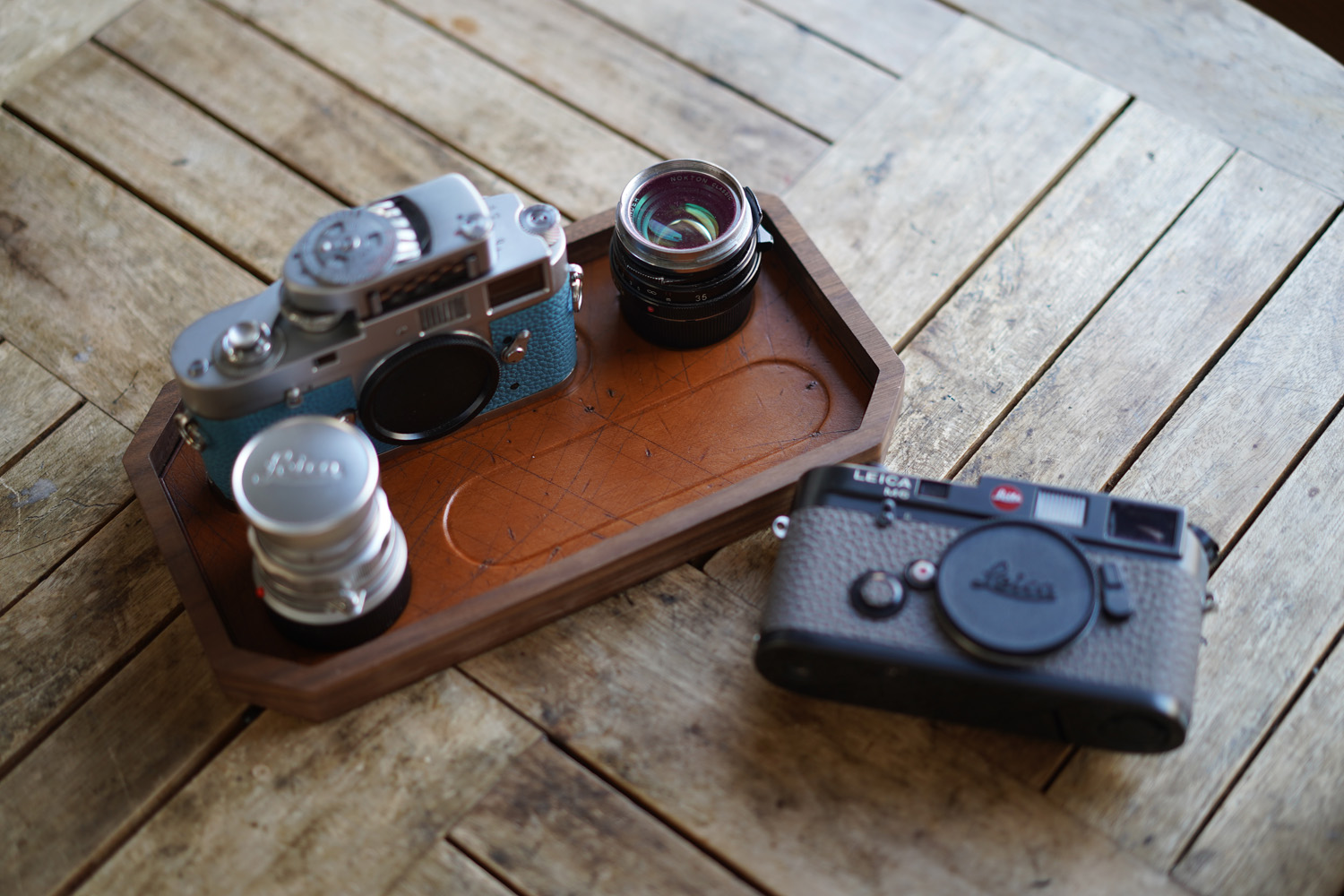 Leather Inlay Organize Walnut Tray