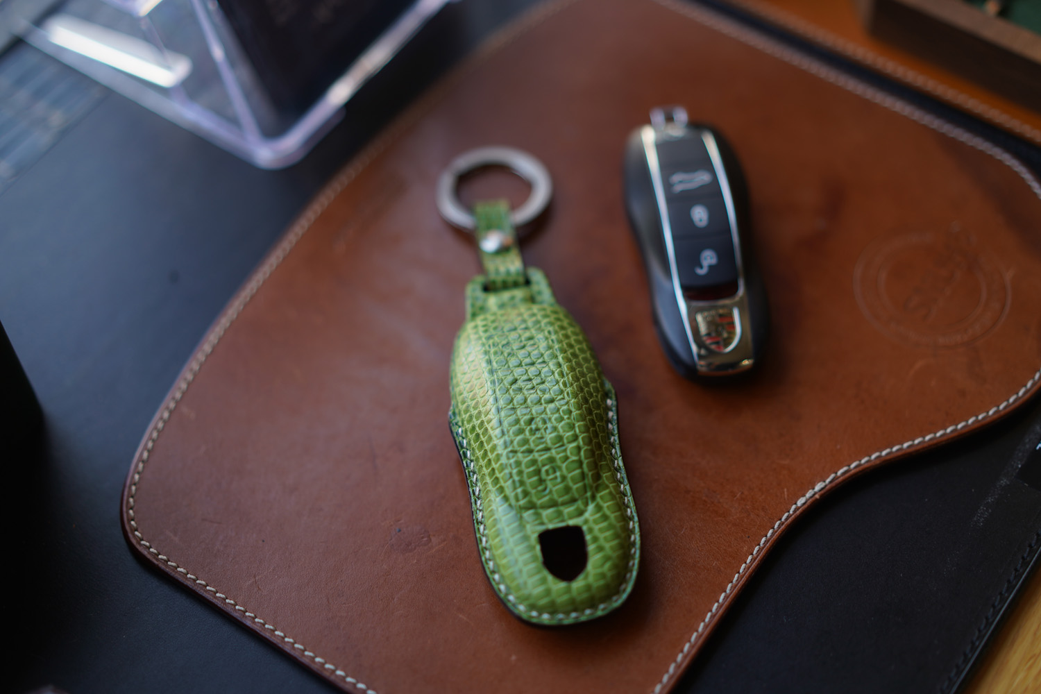 Porsche old ver. Molding smart key case