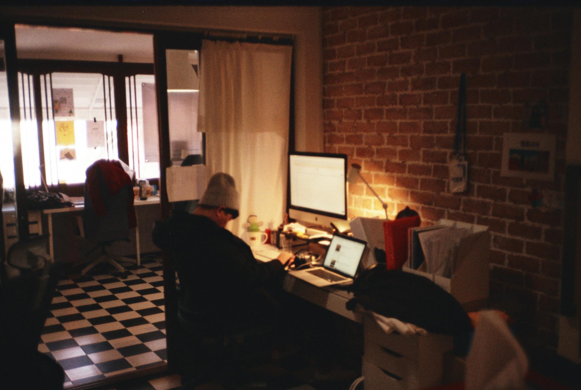 9f247c263e955.jpg