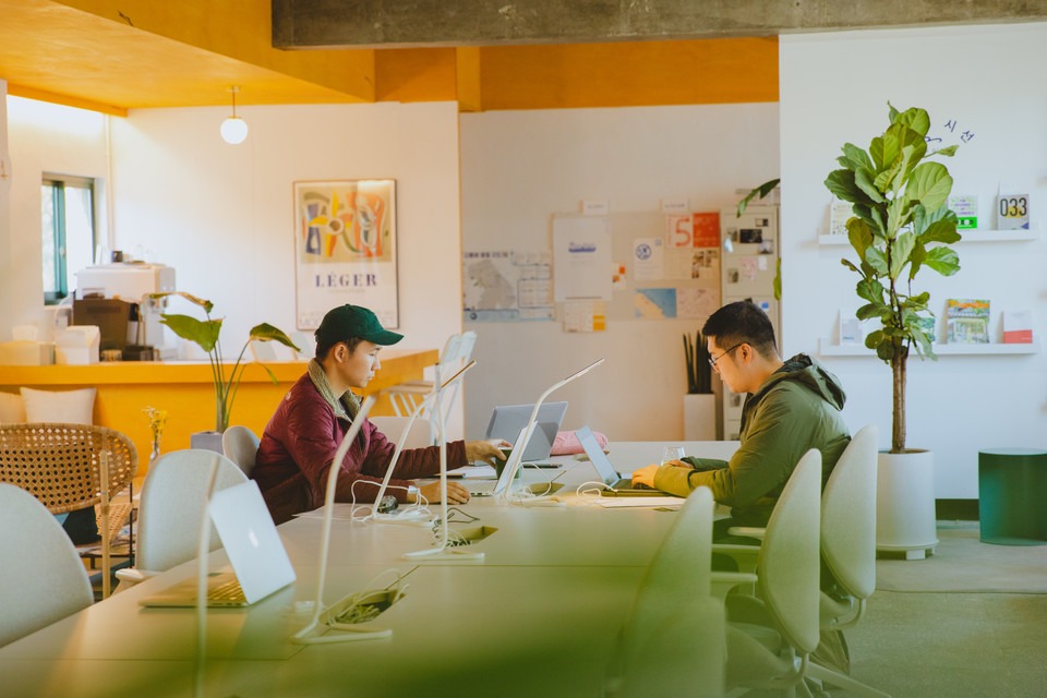 ▲ 2019년 10월, 촬영을 진행한 김지우대표님과 최지백대표님 모습. ⓒ이혜진