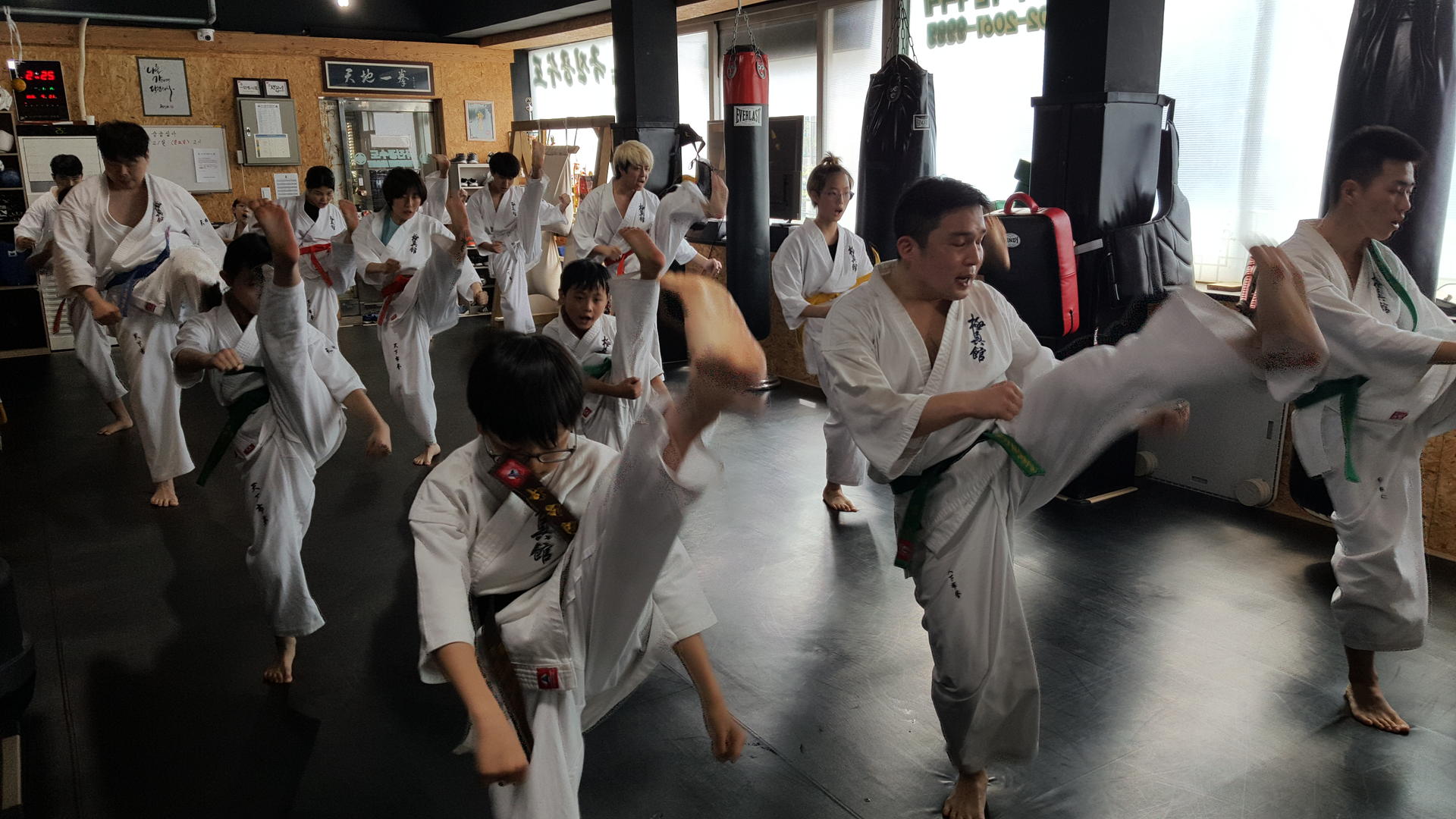 5cbd39764fce3.jpg