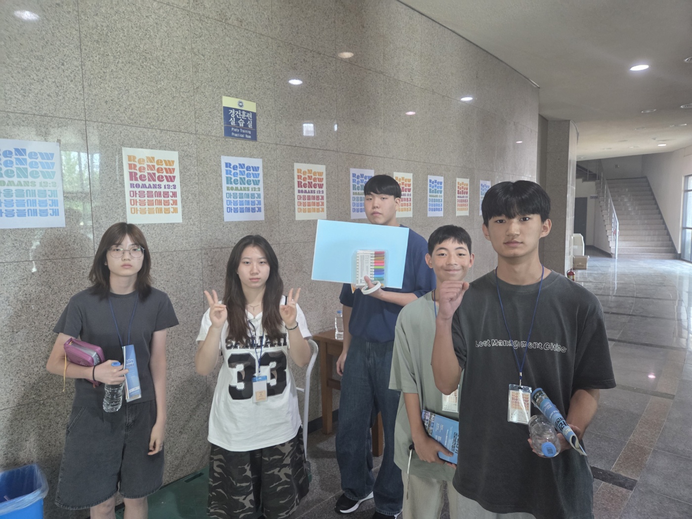 254b8799ff34b.jpg