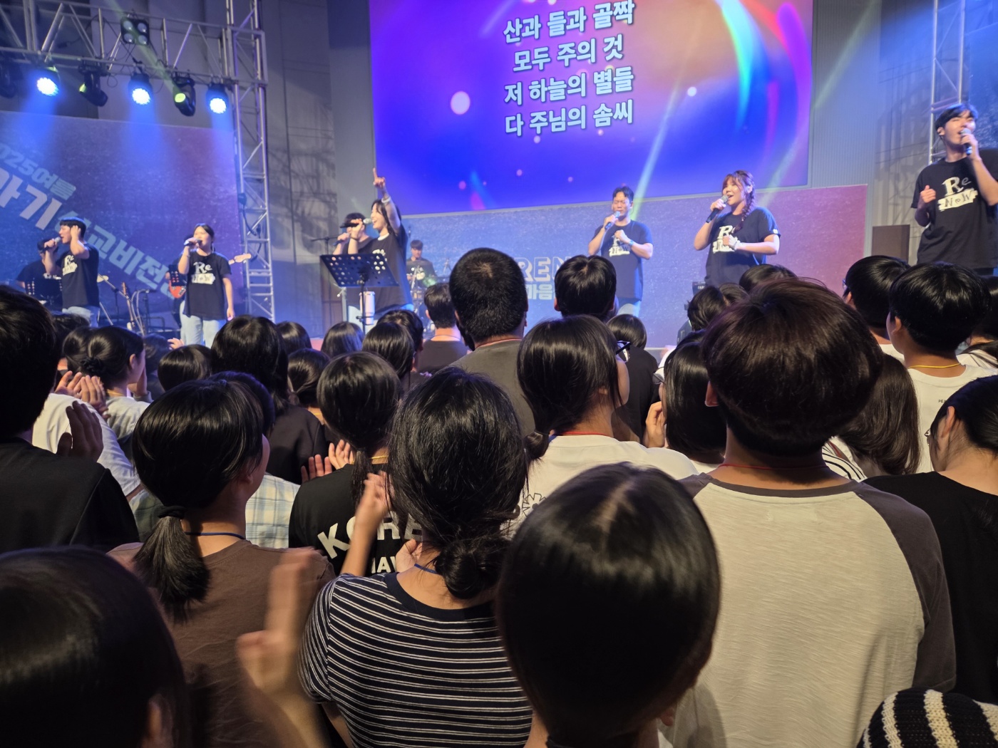 4edd83a418144.jpg
