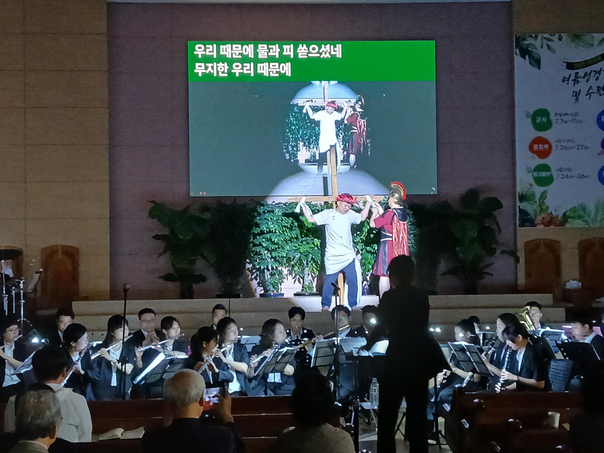 84b51c890427a.jpg